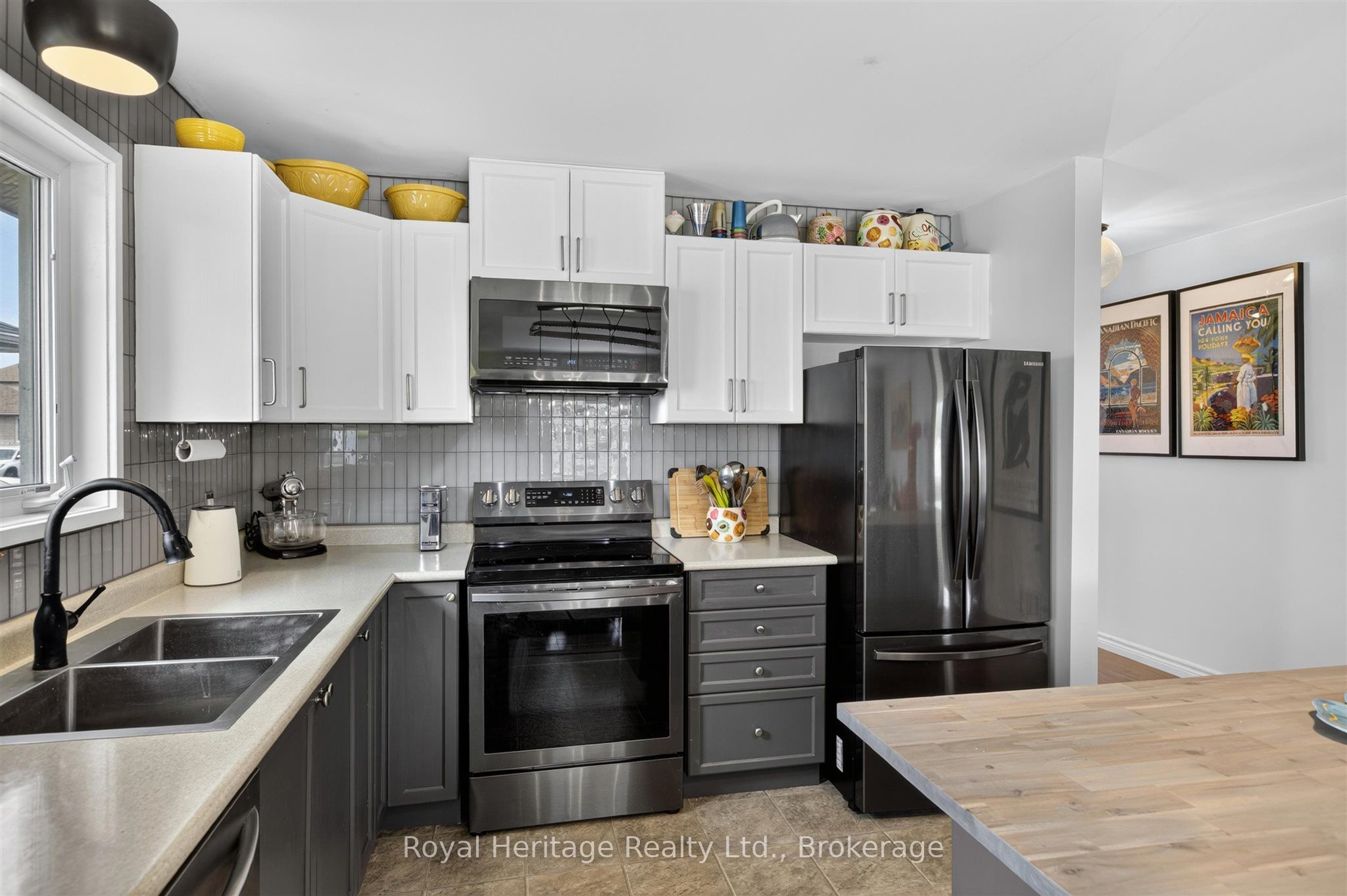 30 Springdale Drive Property Photo 6