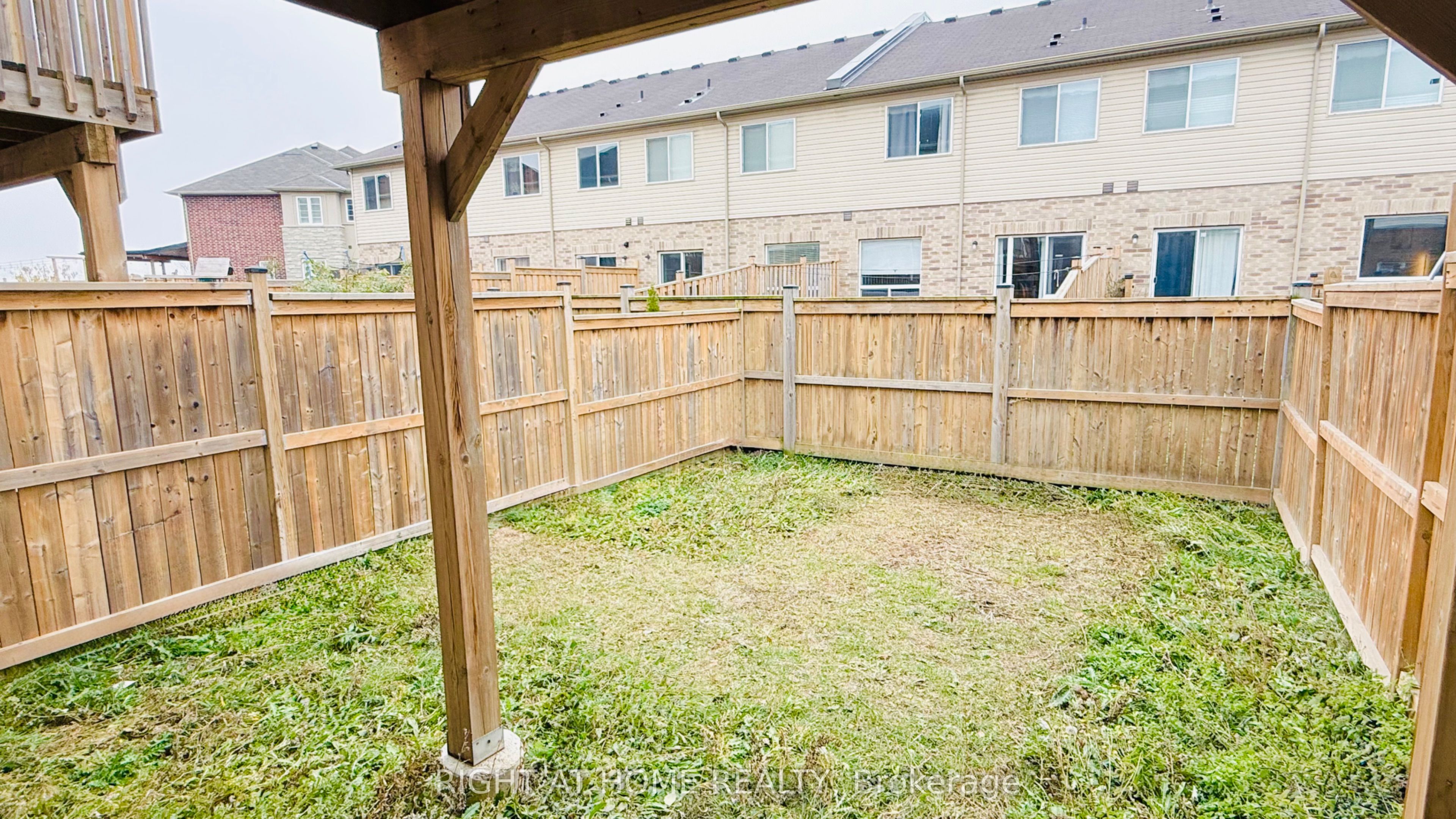 87 Mayland Trail Property Photo 14