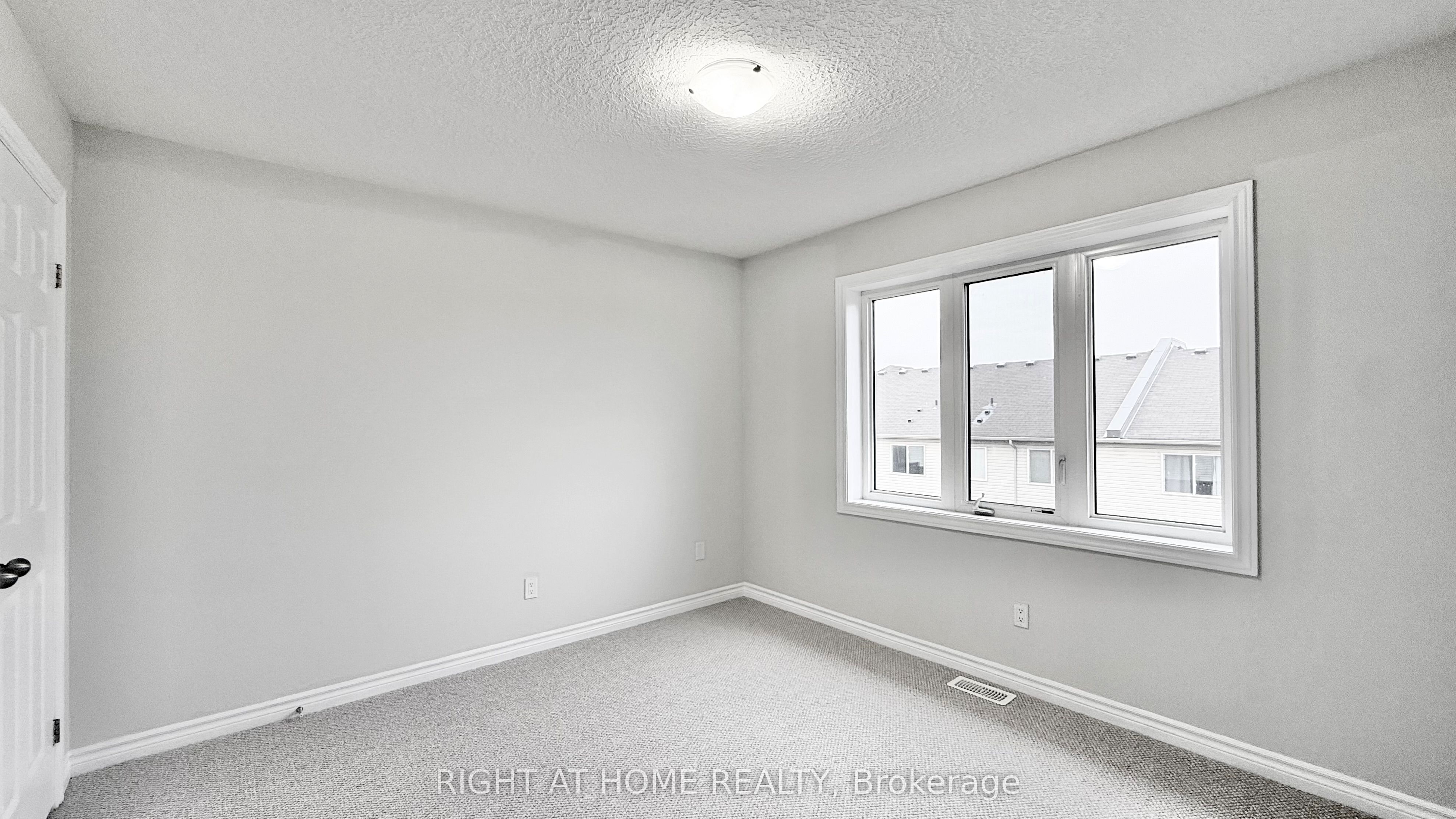 87 Mayland Trail Property Photo 29