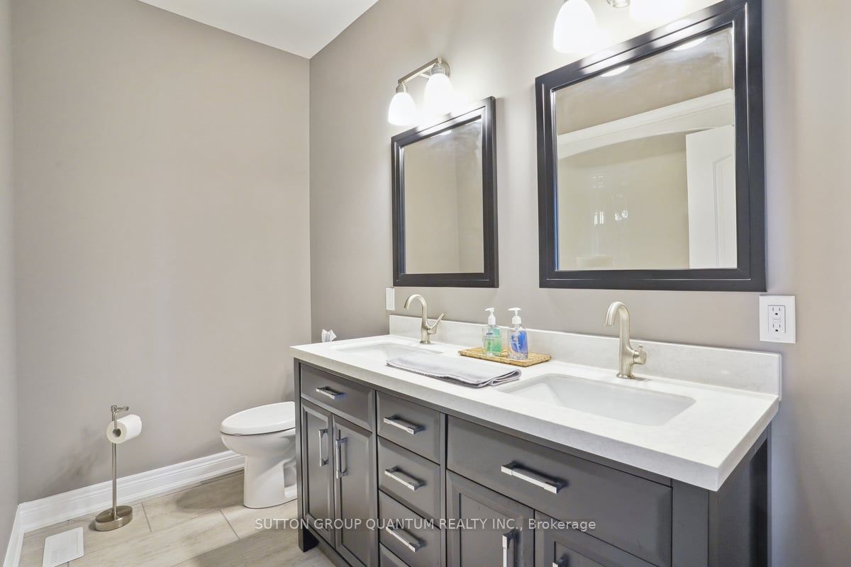434555 N 4th Line Property Photo 35