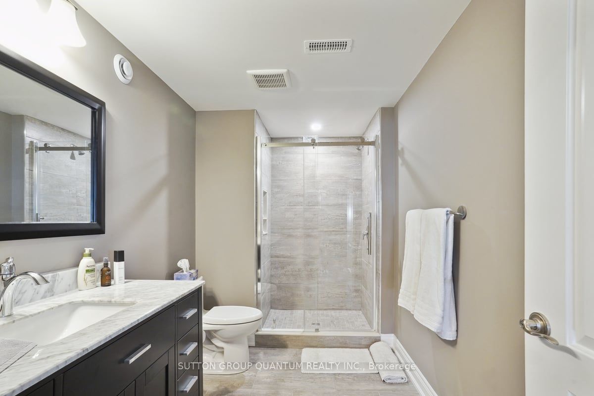 434555 N 4th Line Property Photo 46