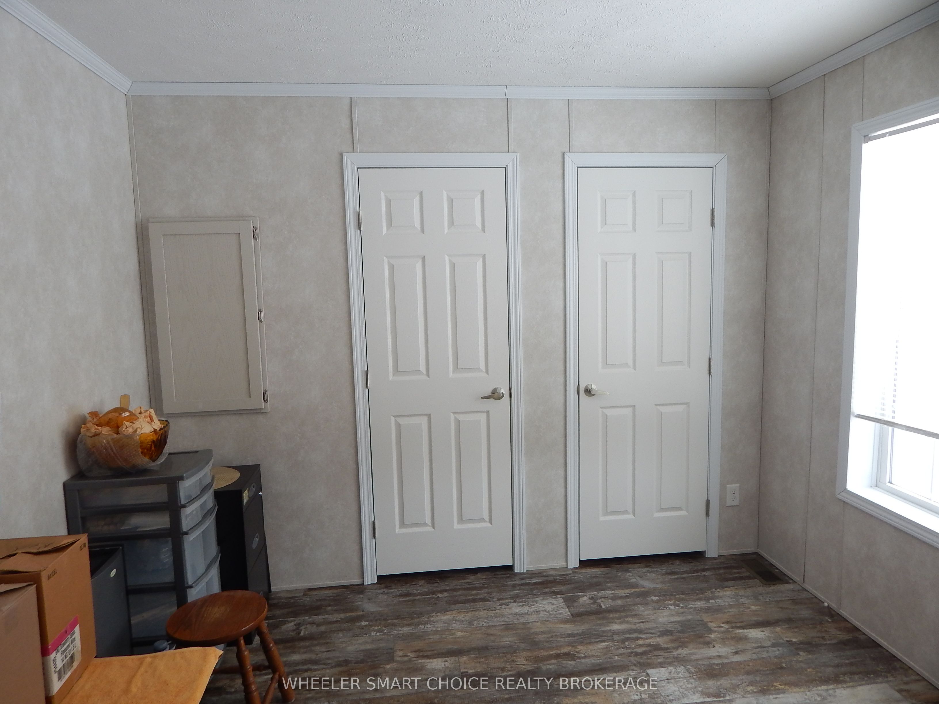2729 Crows Nest Road E Property Photo 20