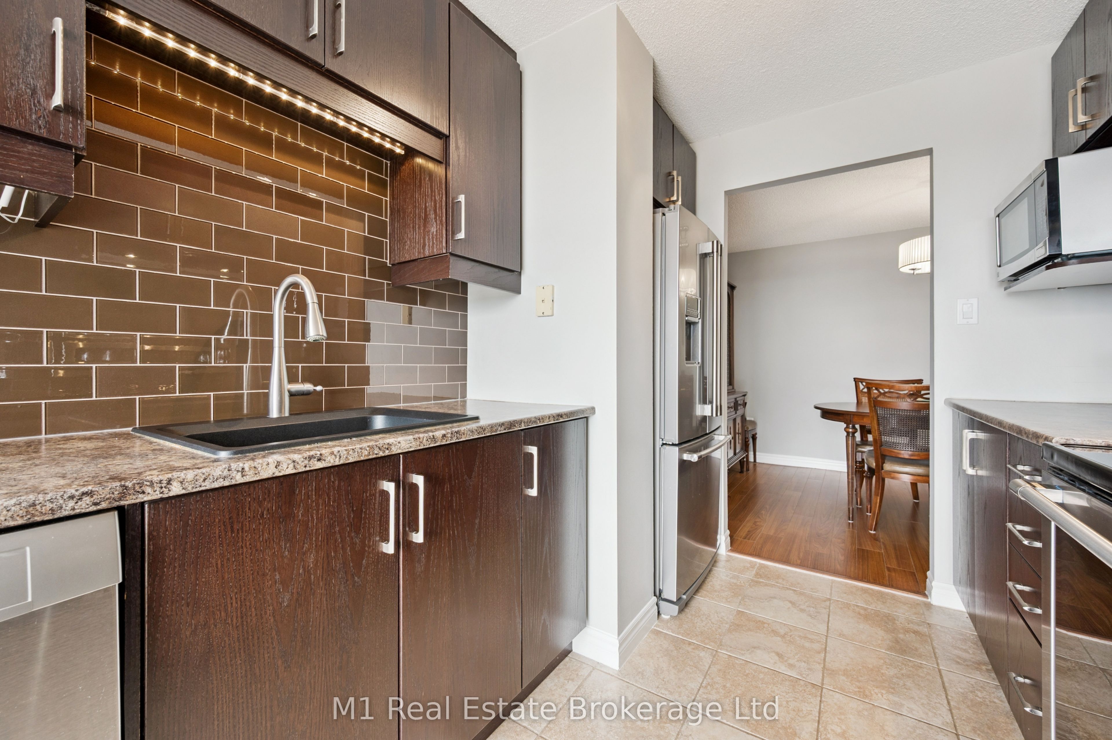 55 Blue Springs Drive Ph2 Property Photo 14