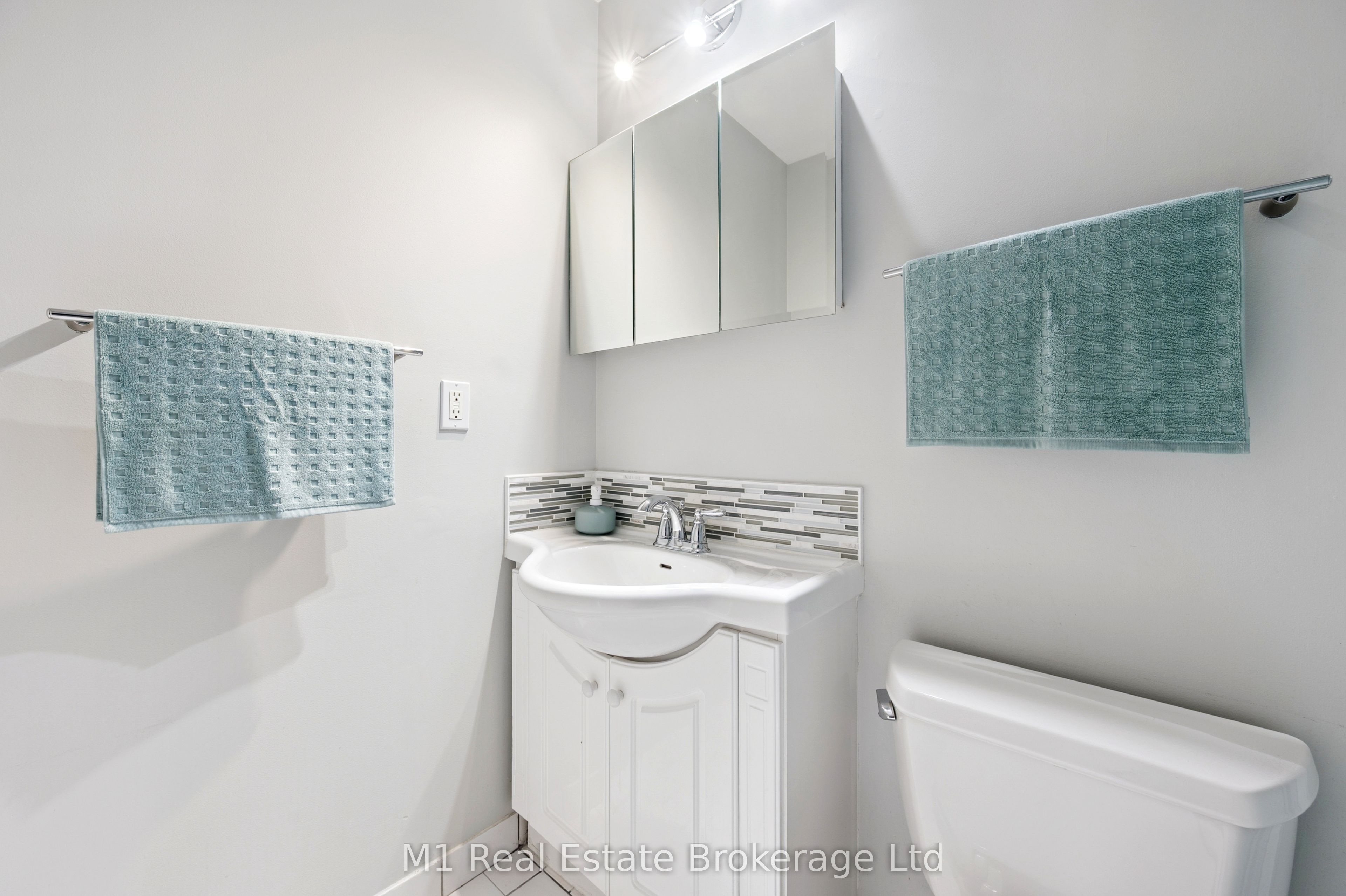 55 Blue Springs Drive Ph2 Property Photo 30