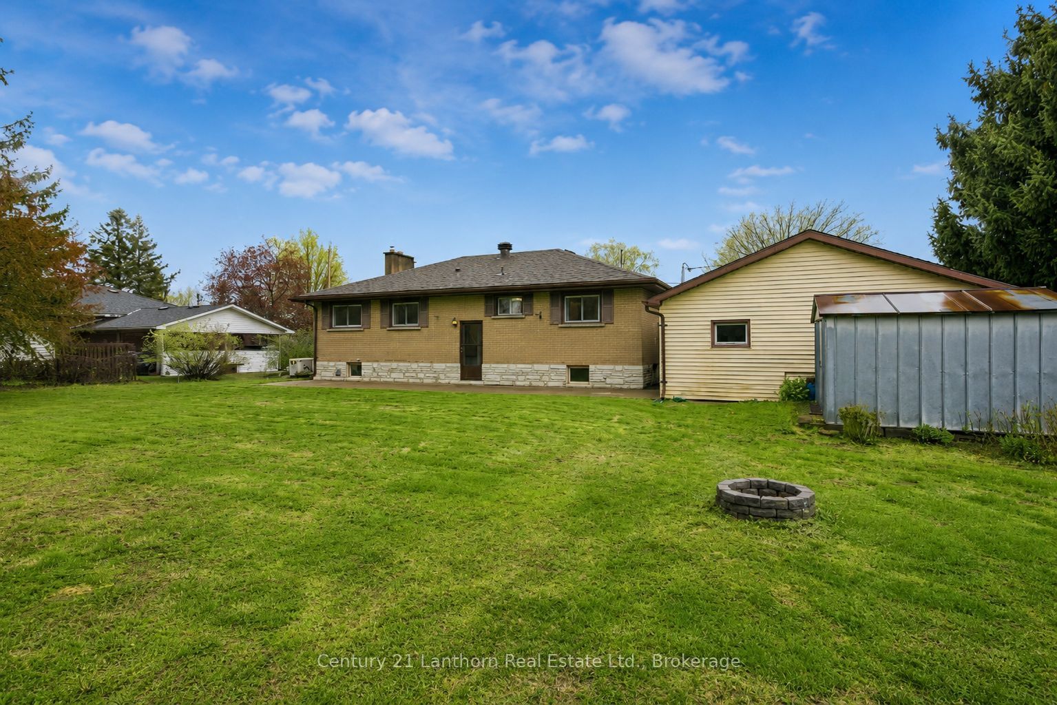 3517 Charleville Road Property Photo 18