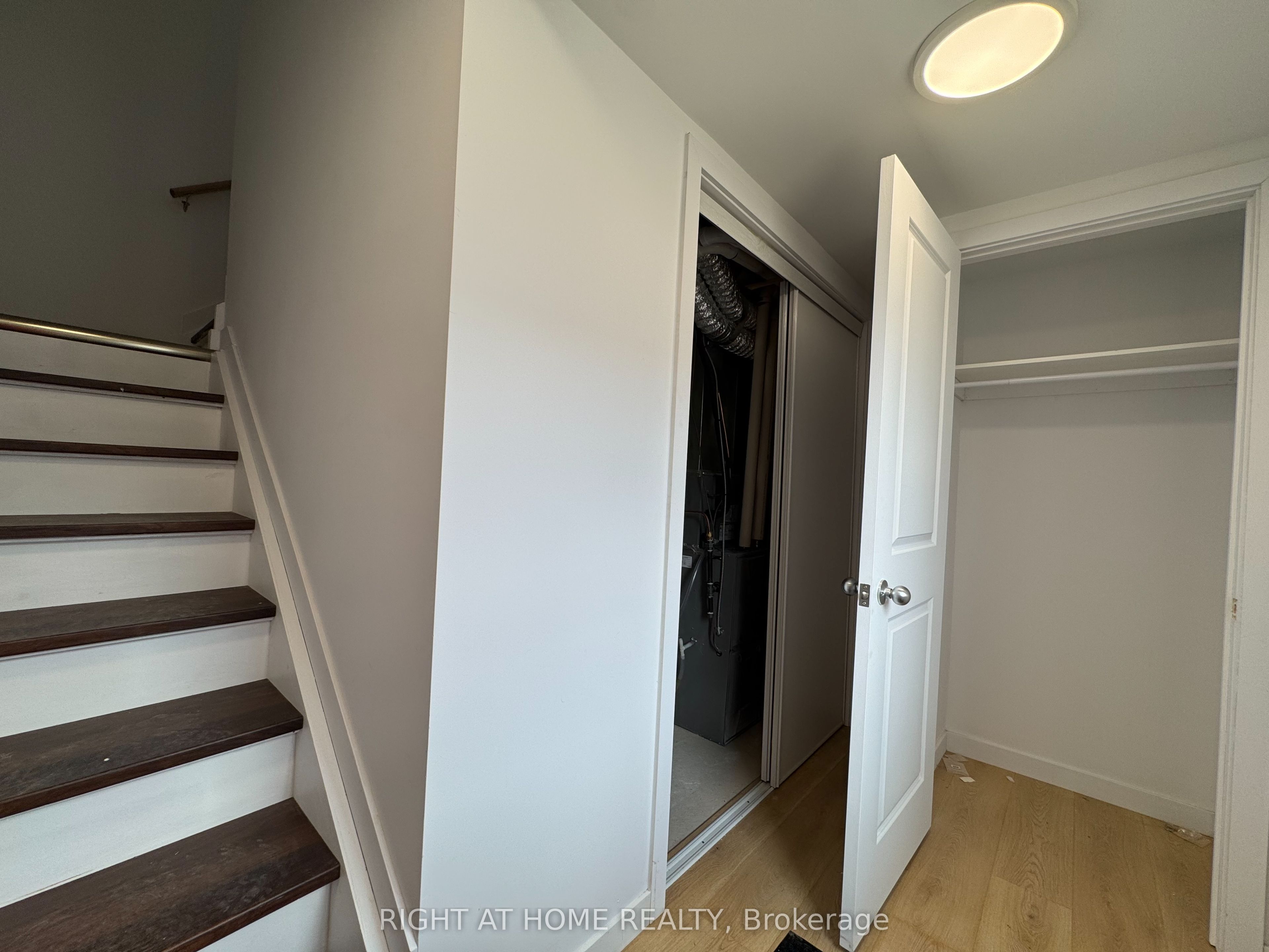 113 Highriver Trail (main) Property Photo 4