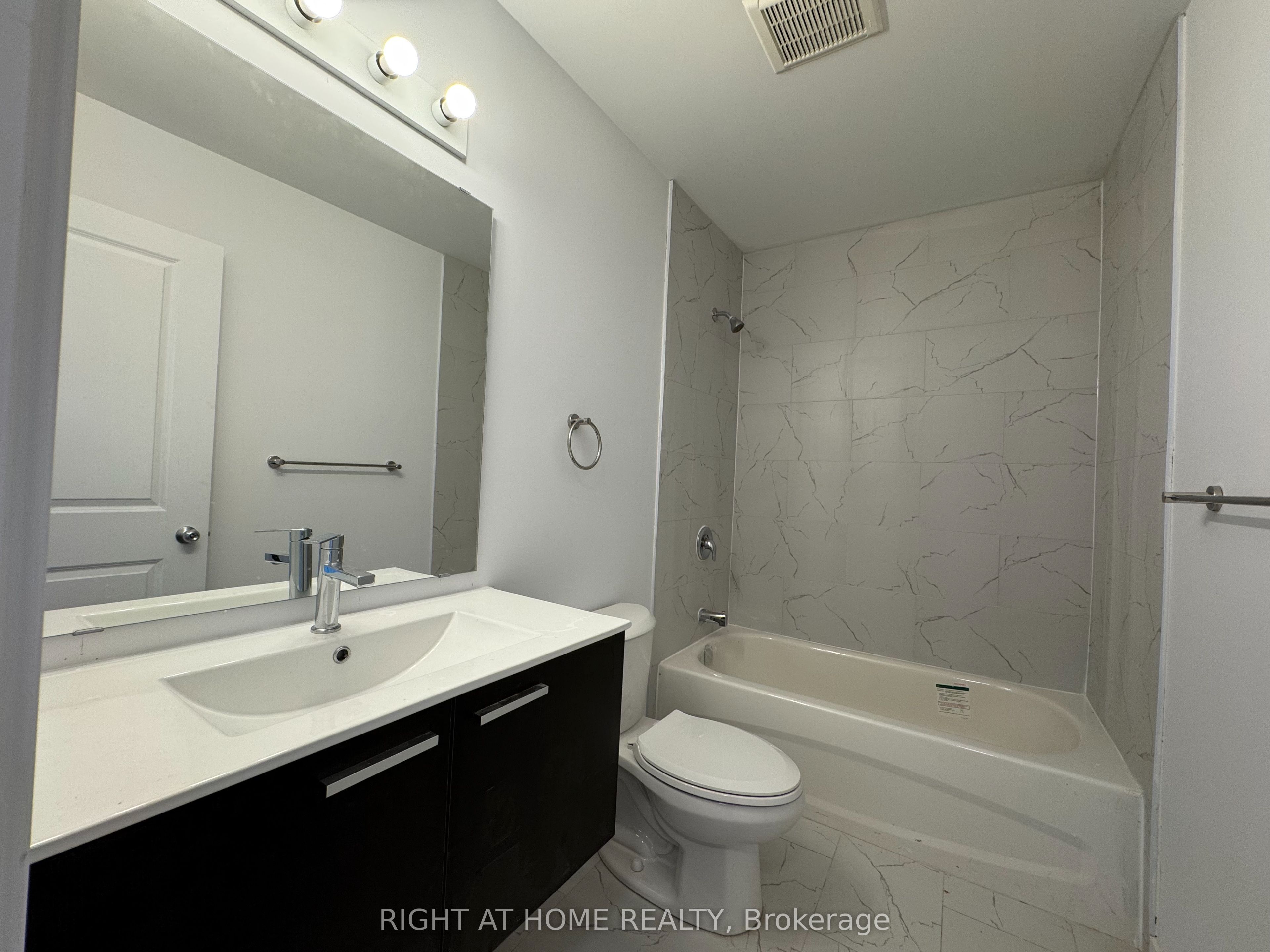 113 Highriver Trail (main) Property Photo 22
