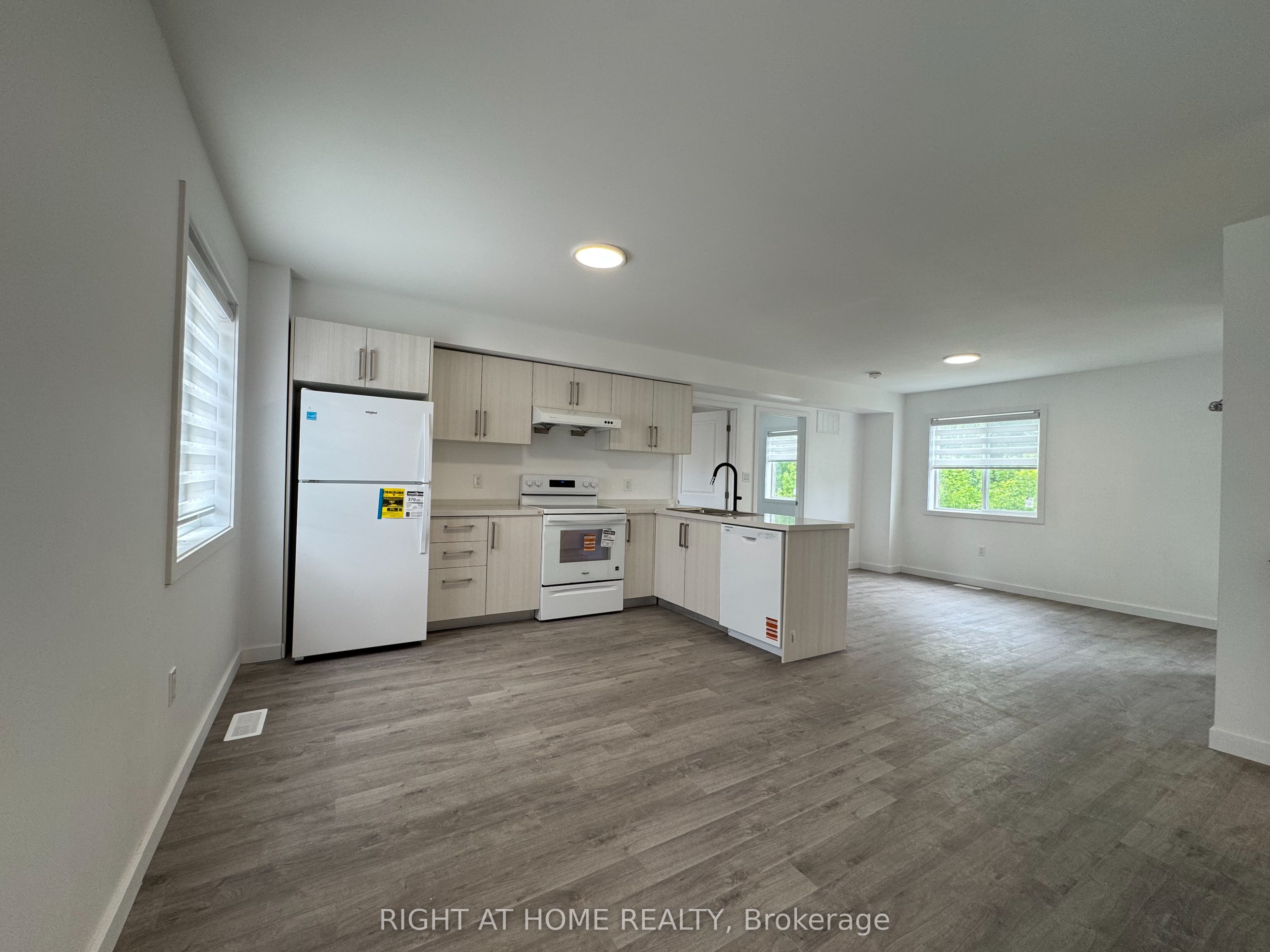 119 Highriver Trail (Main) Property Photo 1