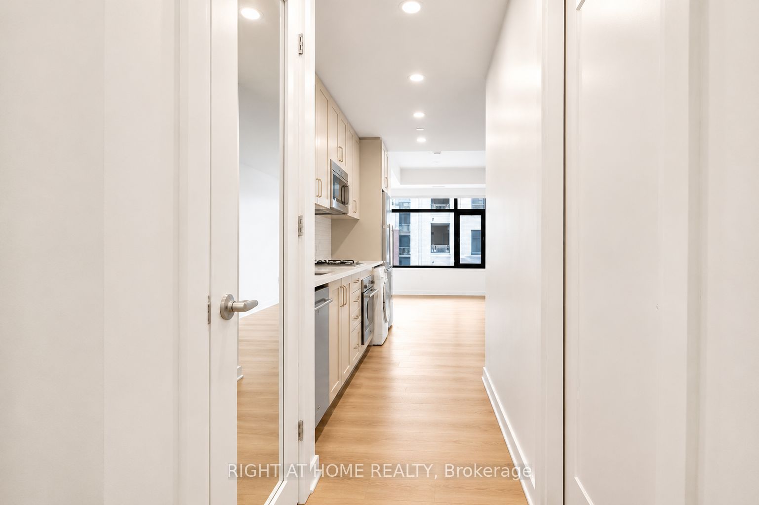 60 Springhurst Avenue Unit #312 Property Photo 7