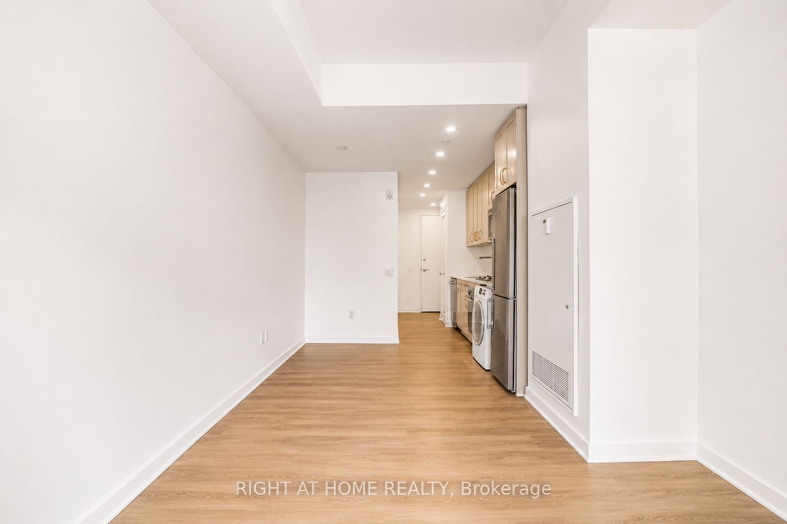 60 Springhurst Avenue Unit #312 Property Photo 10