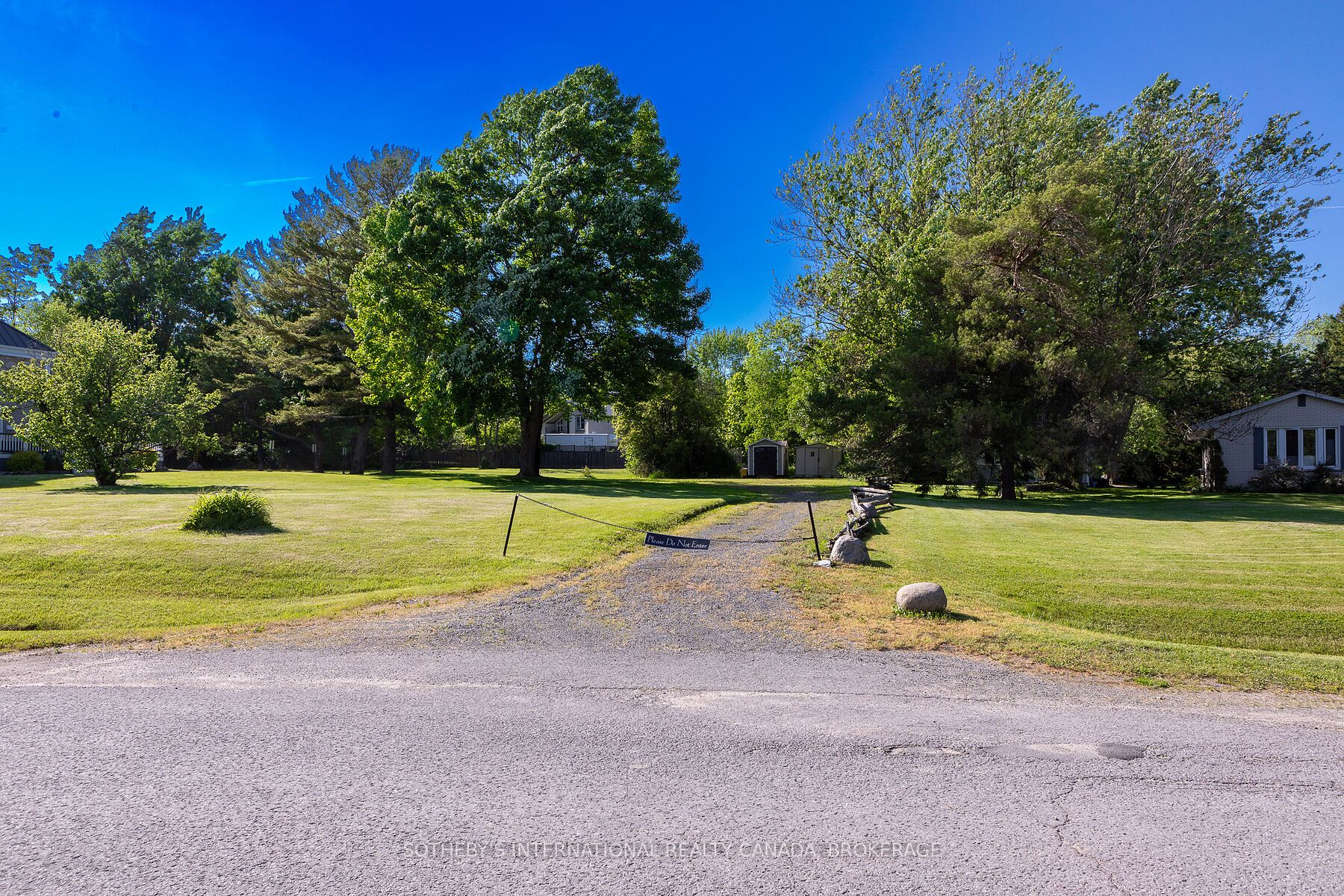 4 Starr Place Property Photo 2