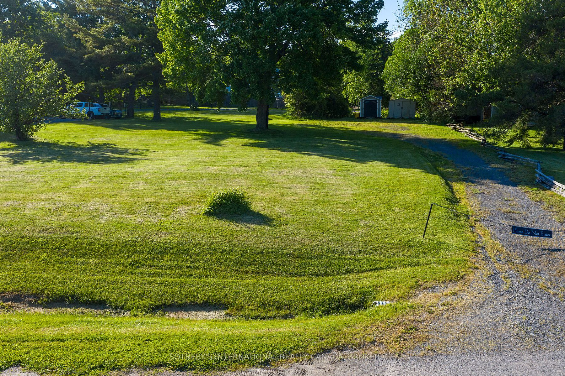 4 Starr Place Property Photo 6