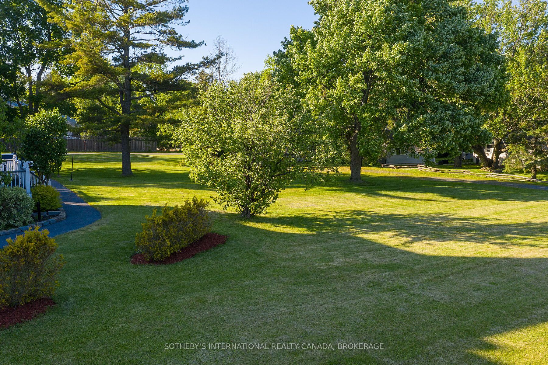 4 Starr Place Property Photo 7