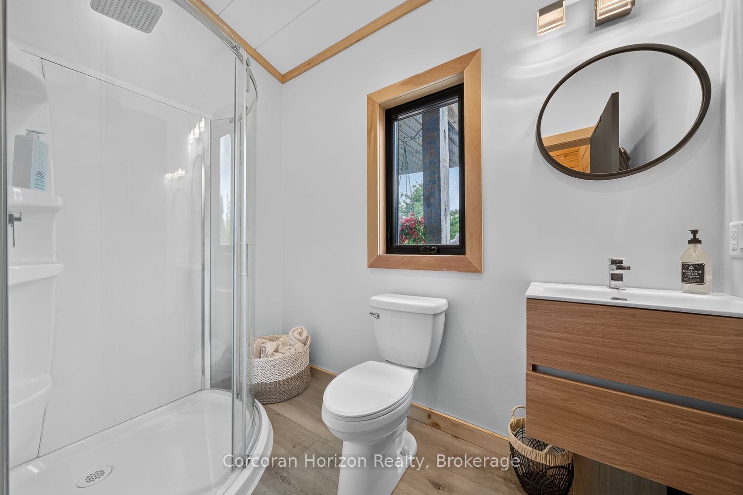 9 Silver Birch Circle N Property Photo 22