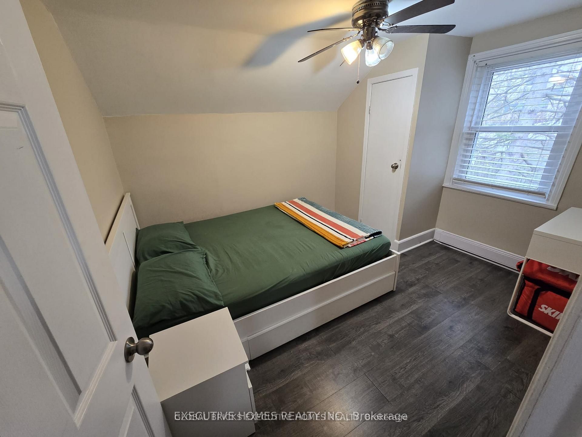 19 Cedar Street Property Photo 17