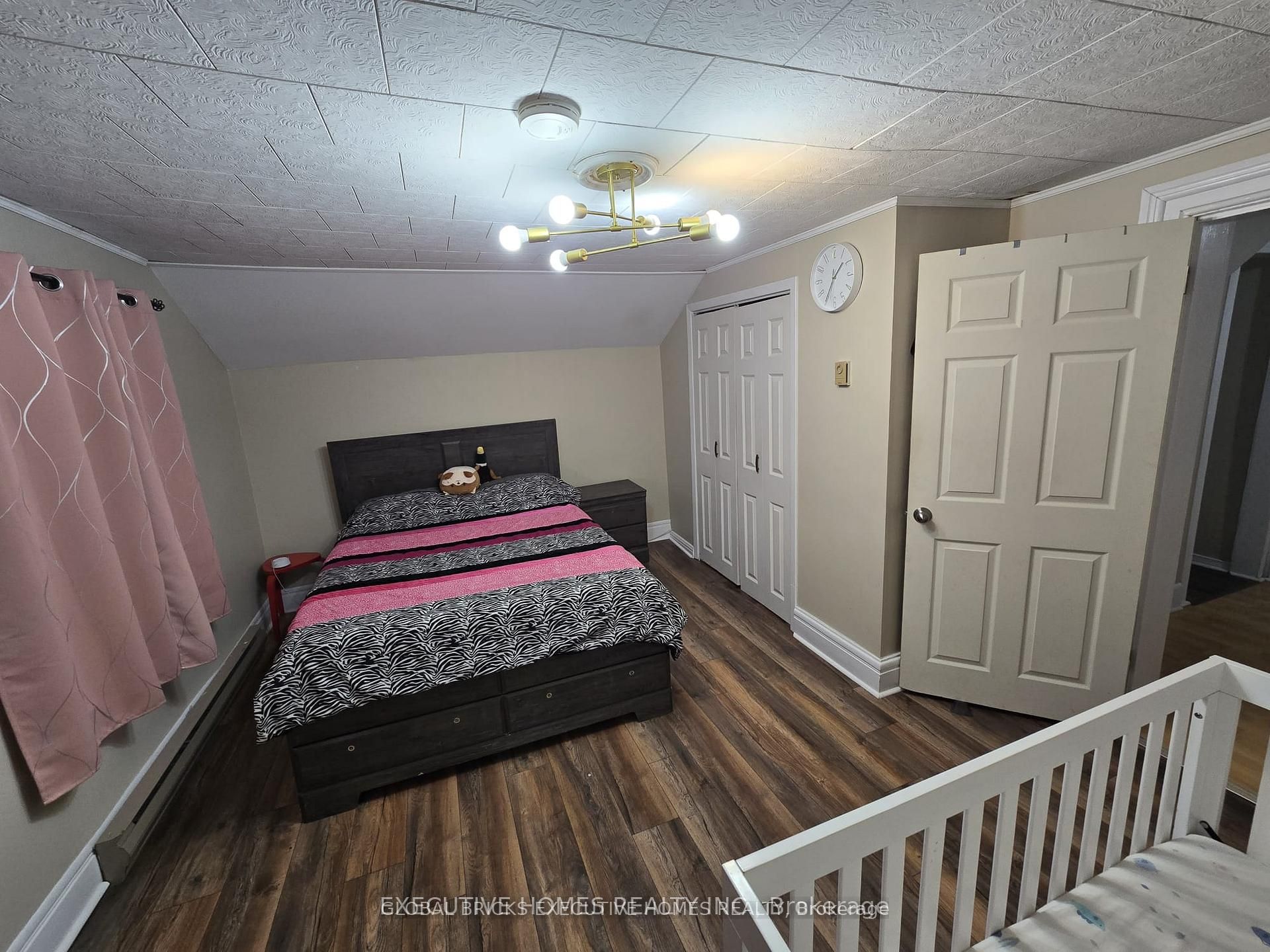 19 Cedar Street Property Photo 18