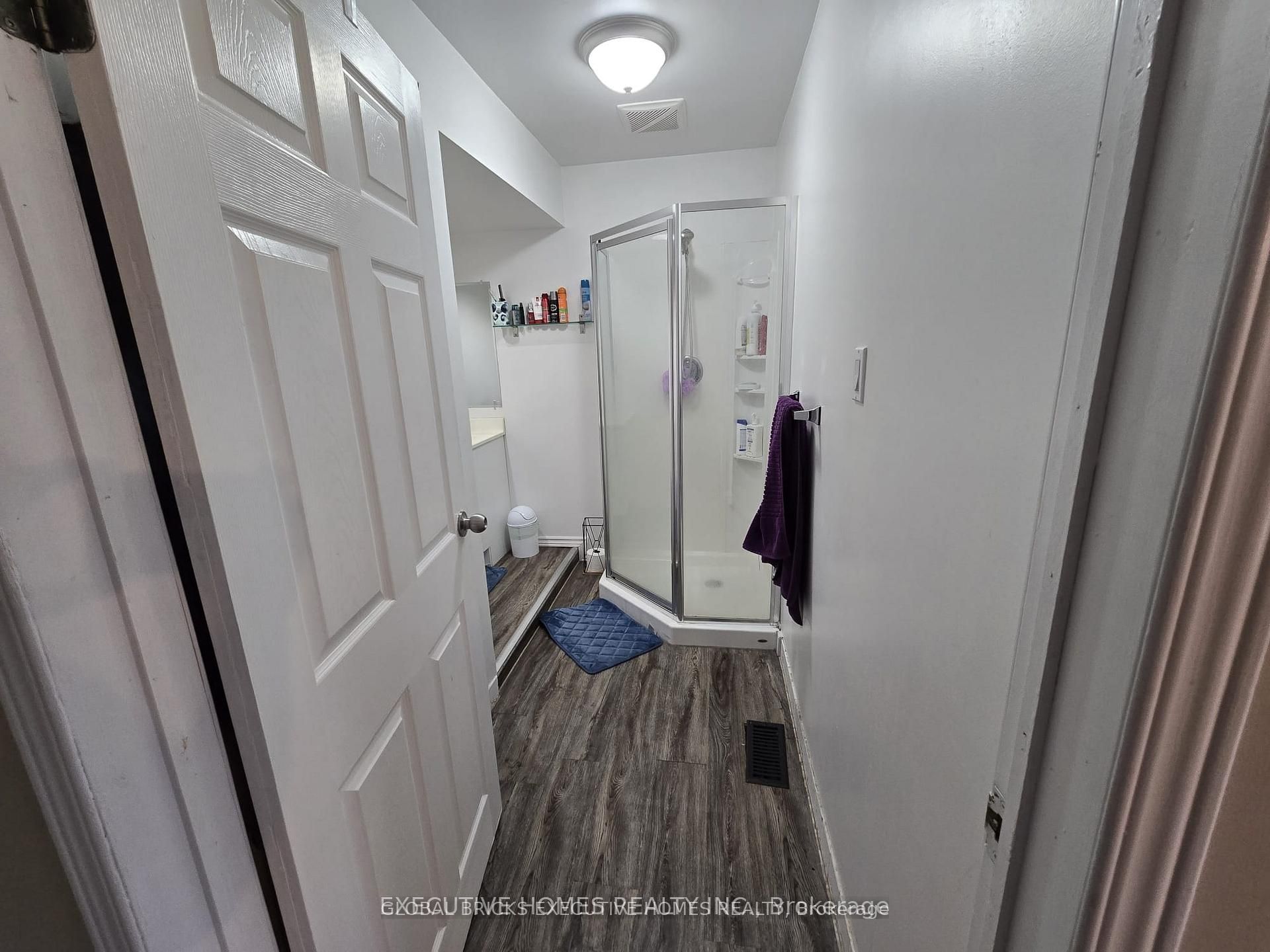 19 Cedar Street Property Photo 28