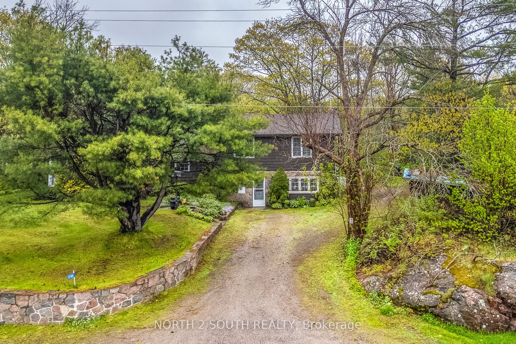 1146 Honey Harbour Road Property Photo 1