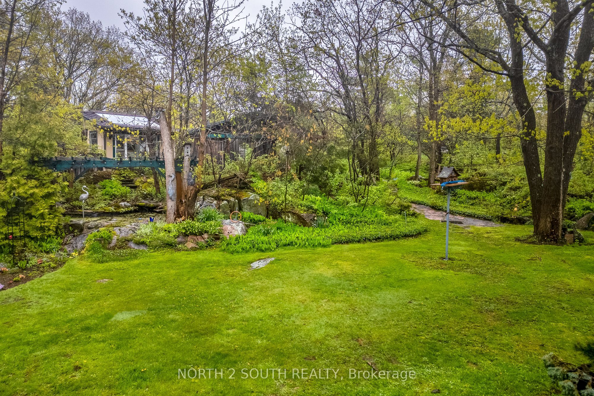 1146 Honey Harbour Road Property Photo 7