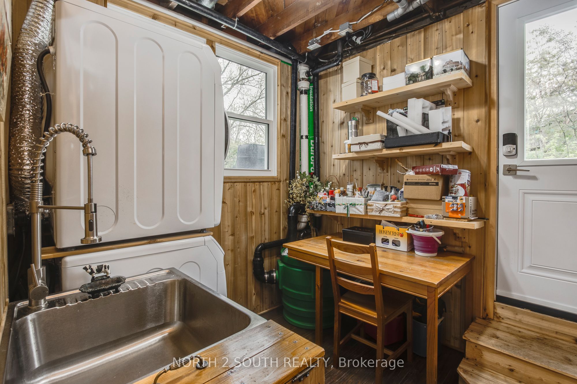 1146 Honey Harbour Road Property Photo 32