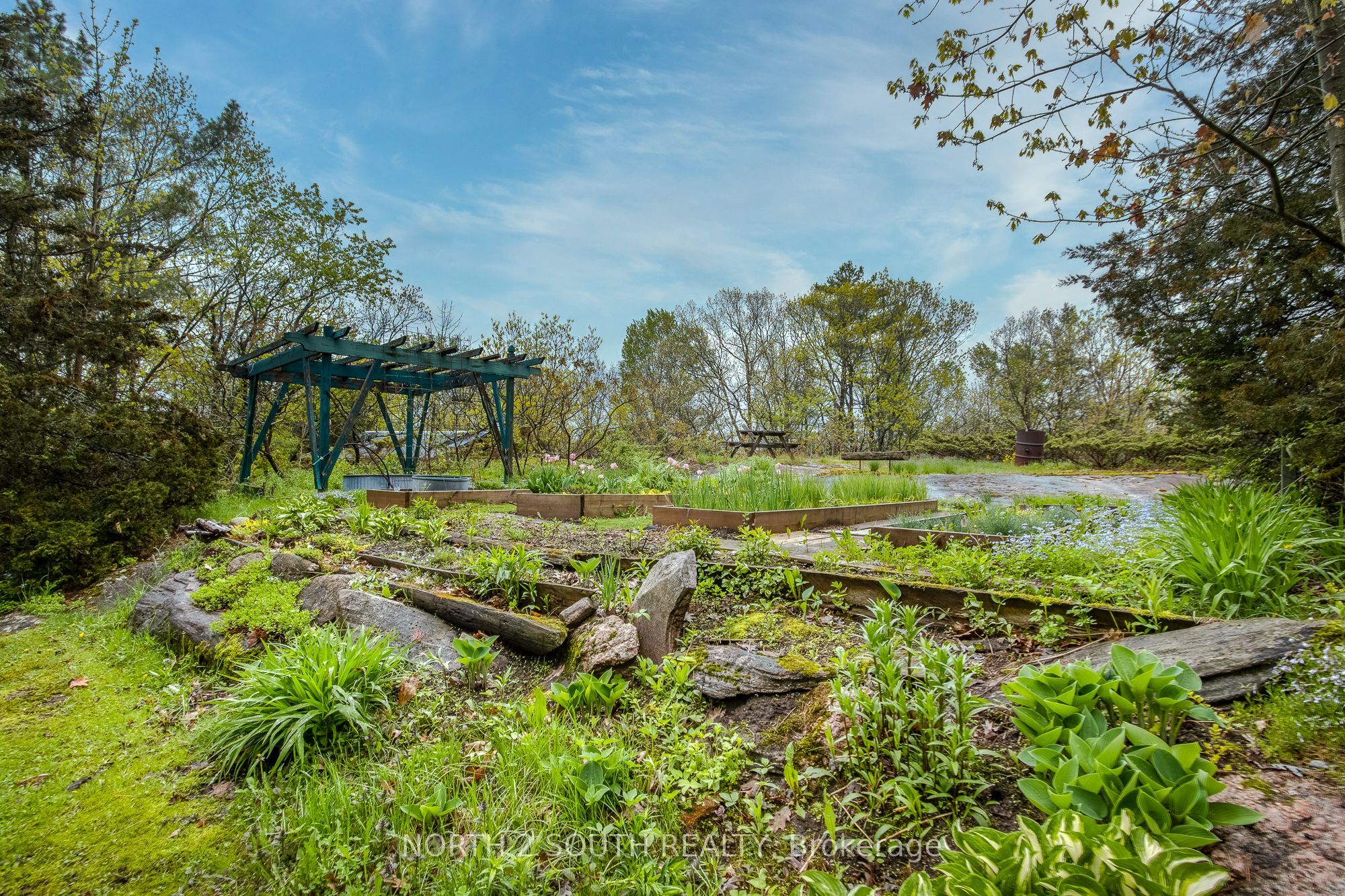 1146 Honey Harbour Road Property Photo 39