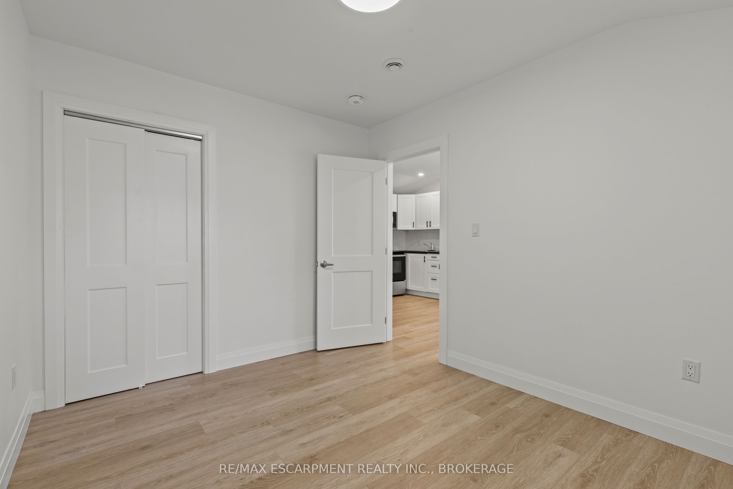 362 Gatfield Avenue Unit 2 Property Photo 13