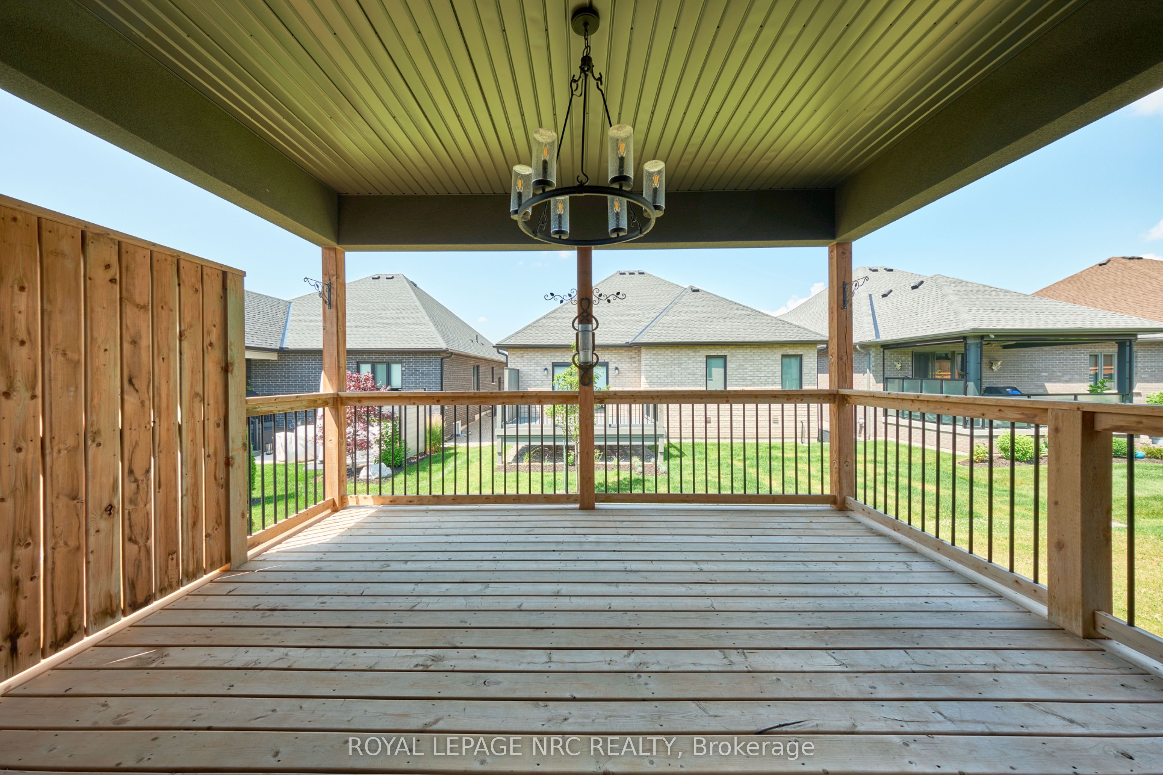 53 Carrick Trail Property Photo 23