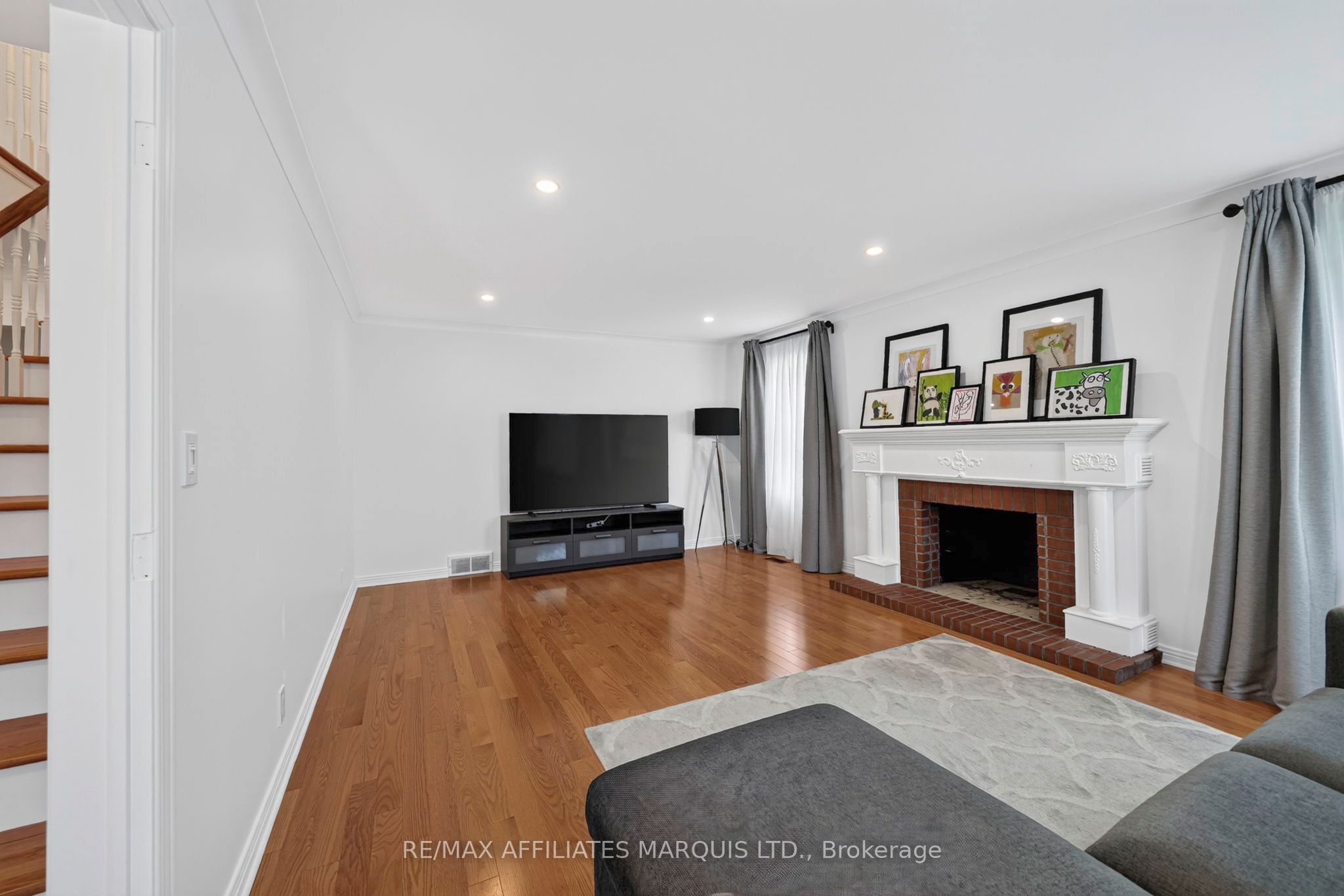 1920 Belvedere Crescent Property Photo 14