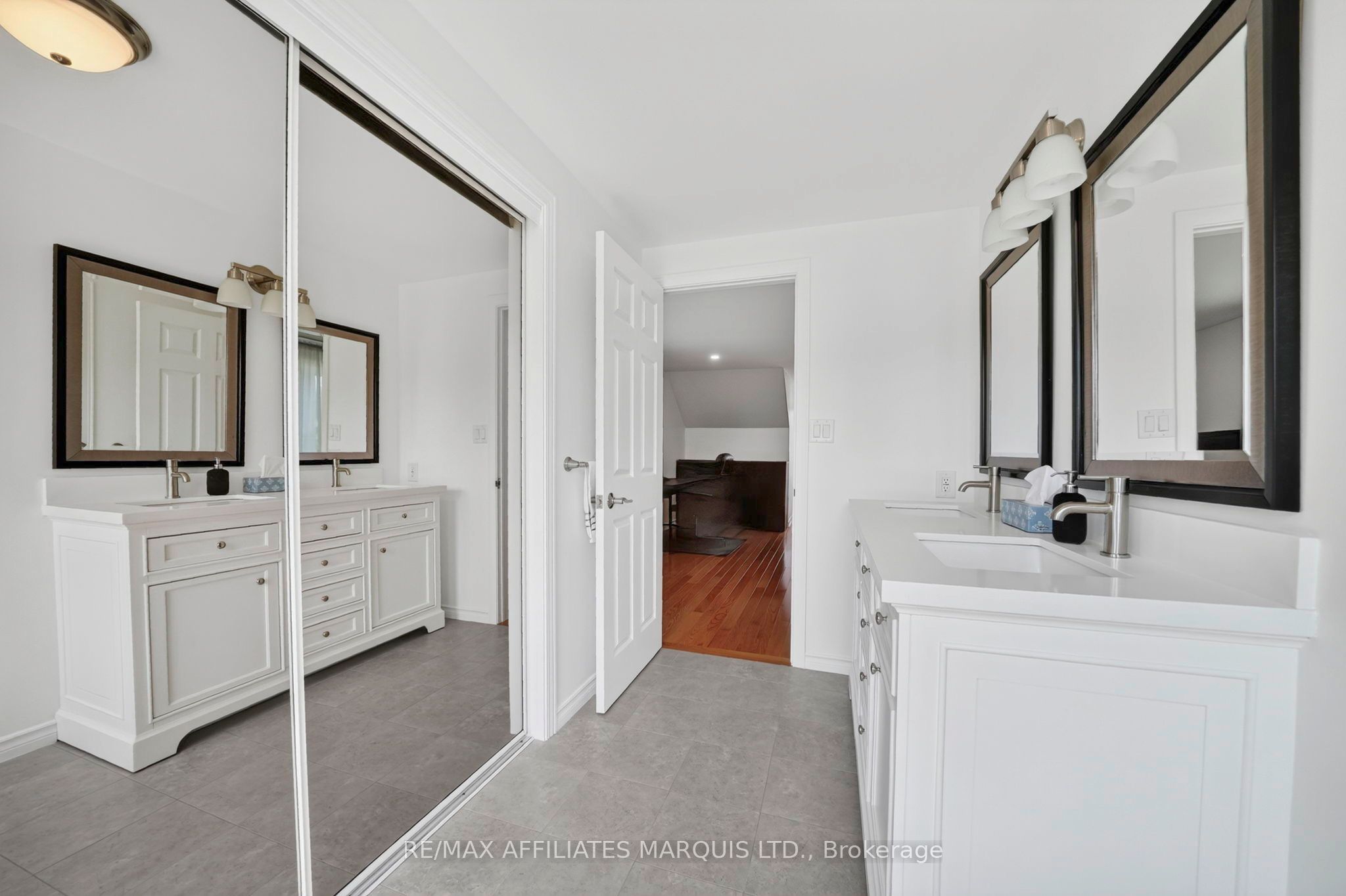 1920 Belvedere Crescent Property Photo 28