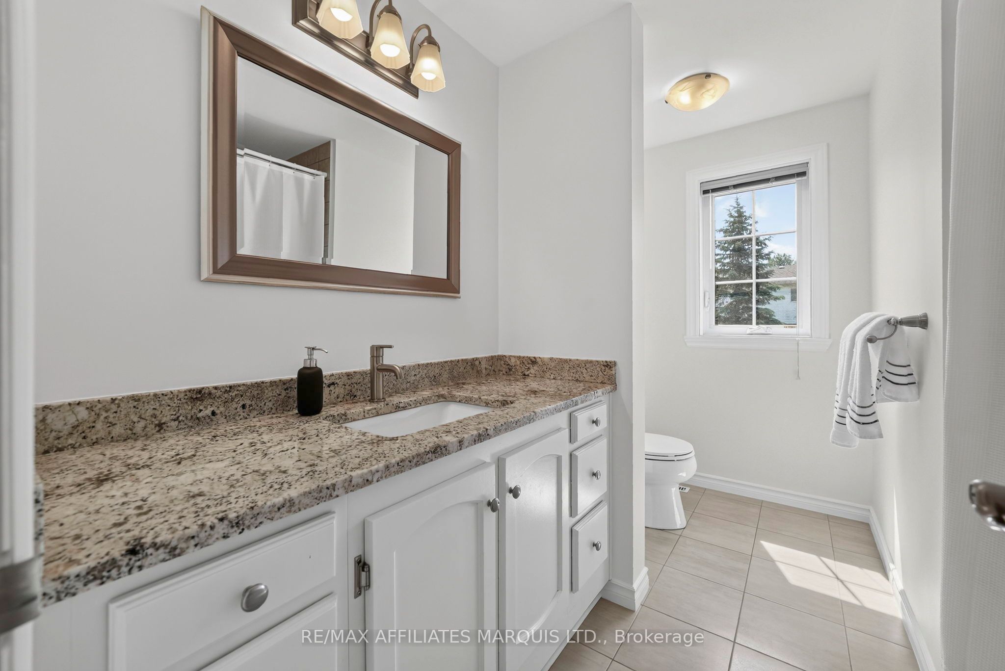 1920 Belvedere Crescent Property Photo 31