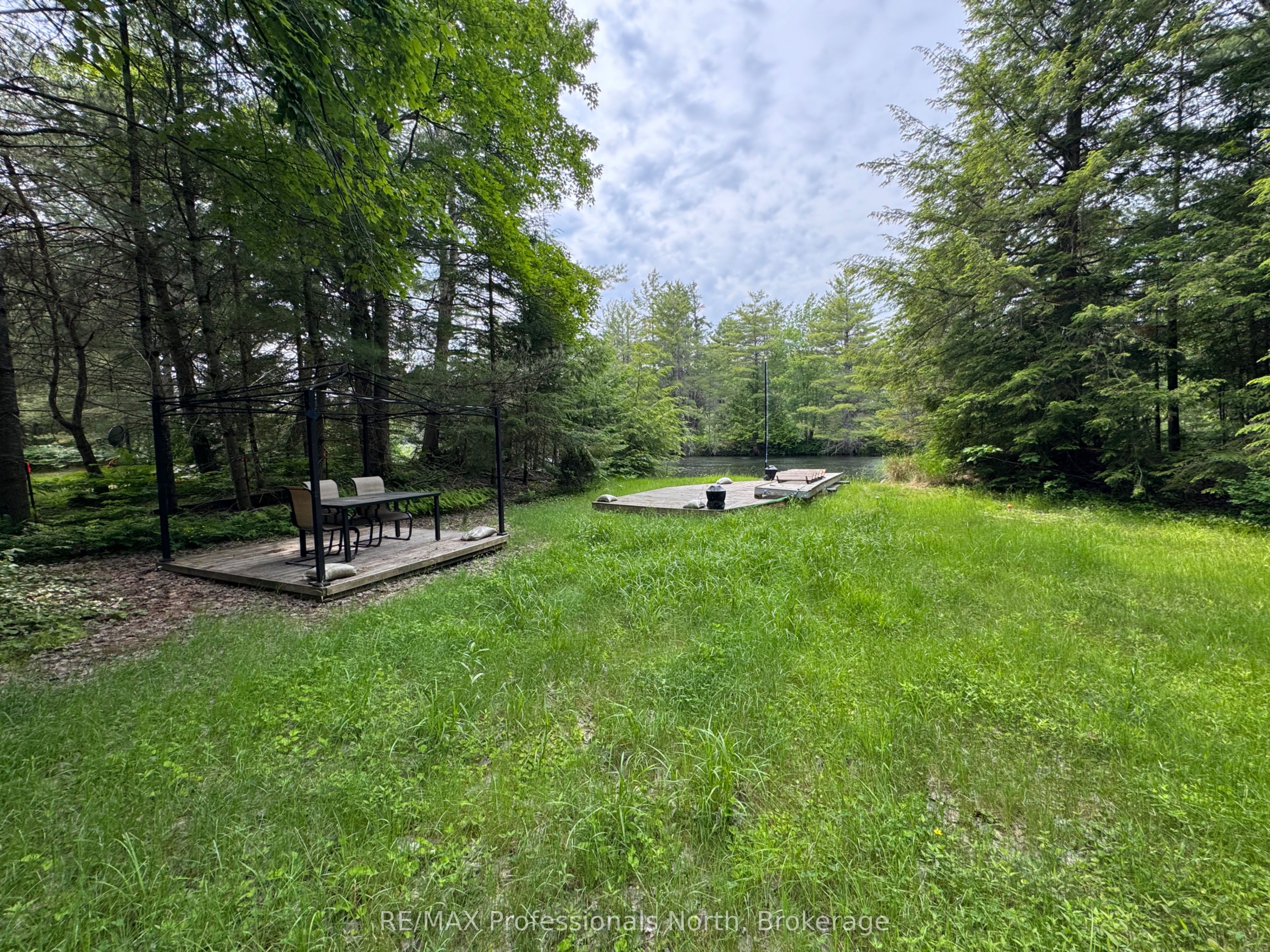 1090 River Haven Road Property Photo 1
