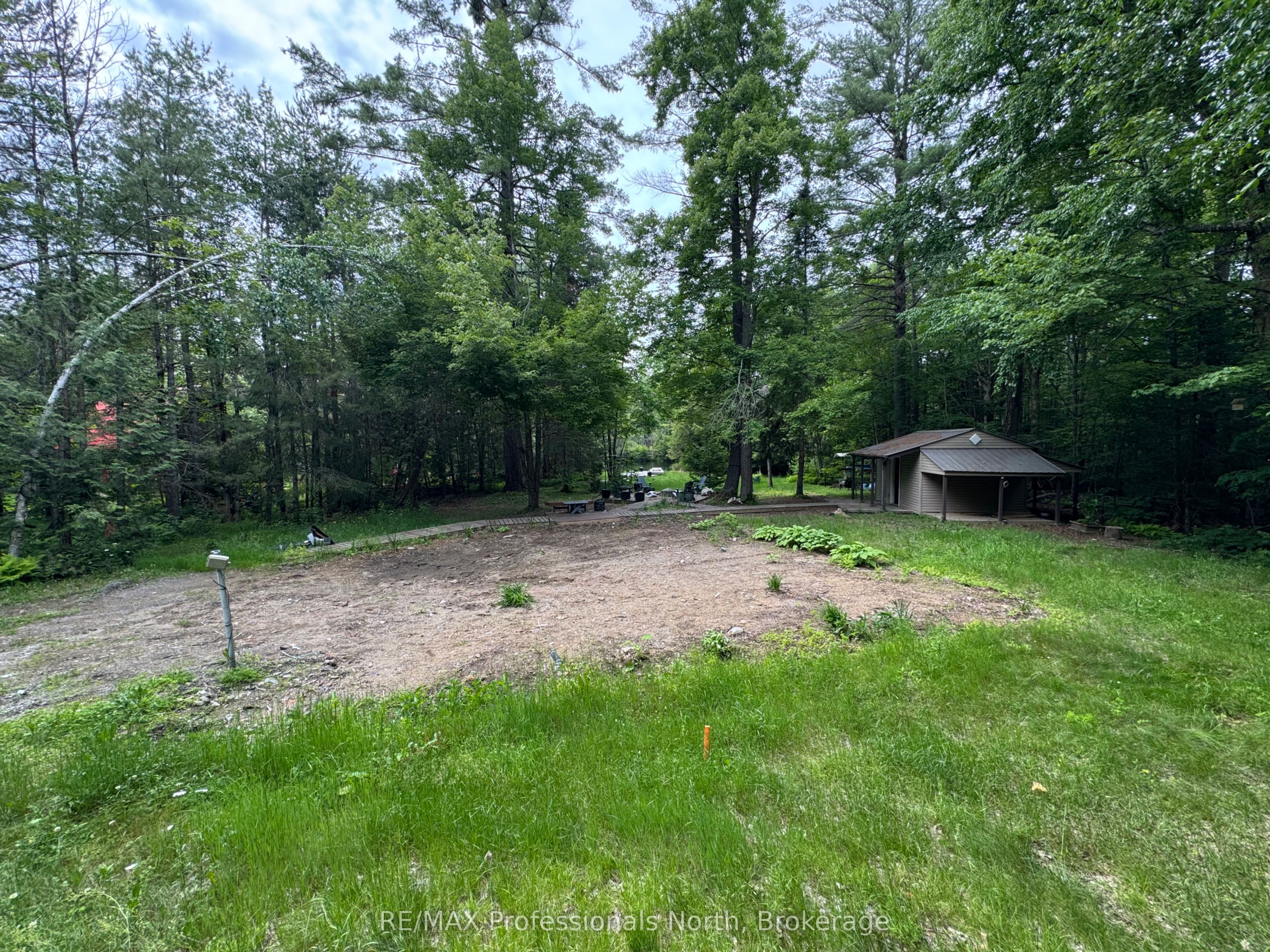 1090 River Haven Road Property Photo 6