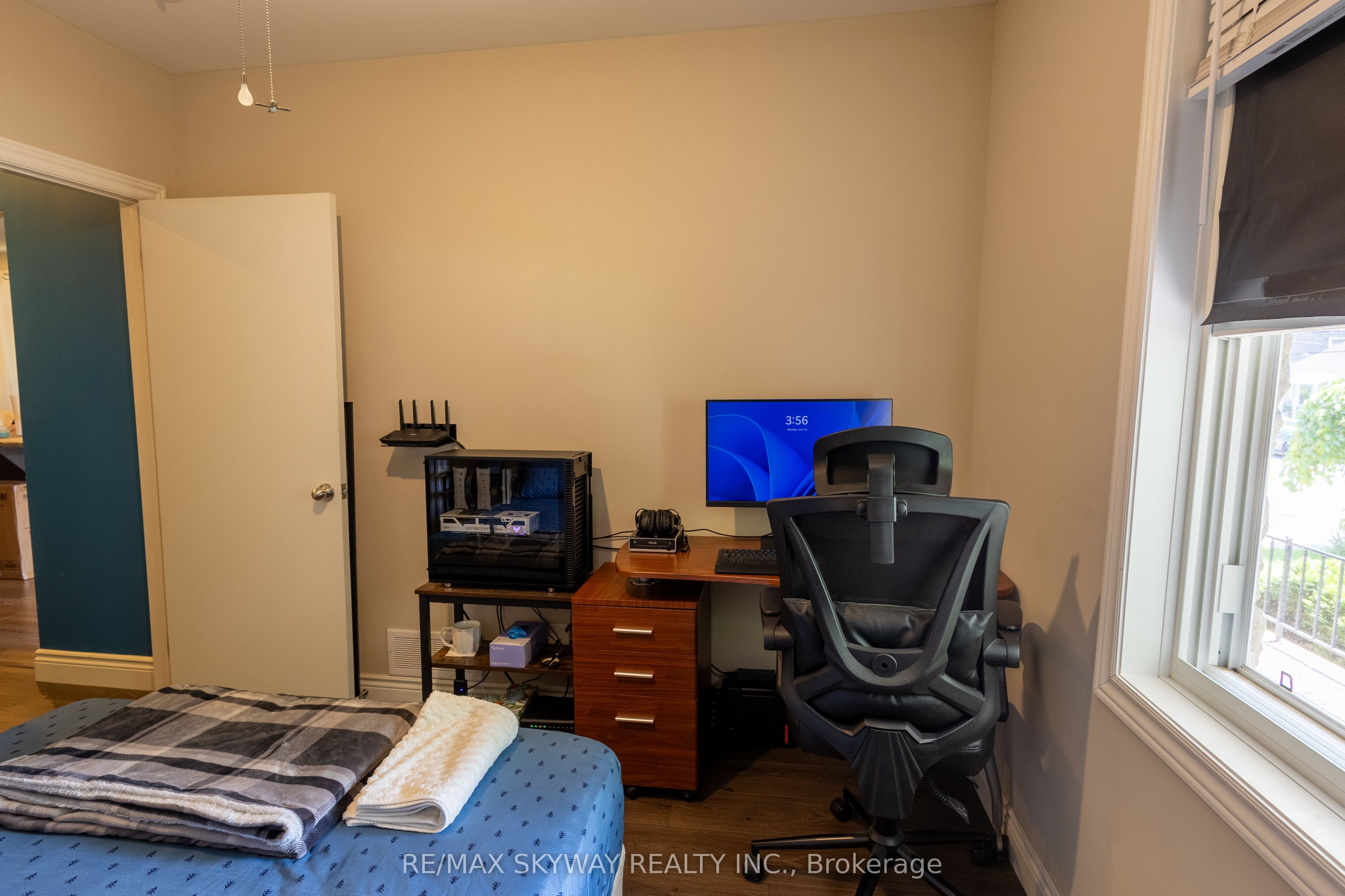 1160 Elm Avenue Property Photo 11