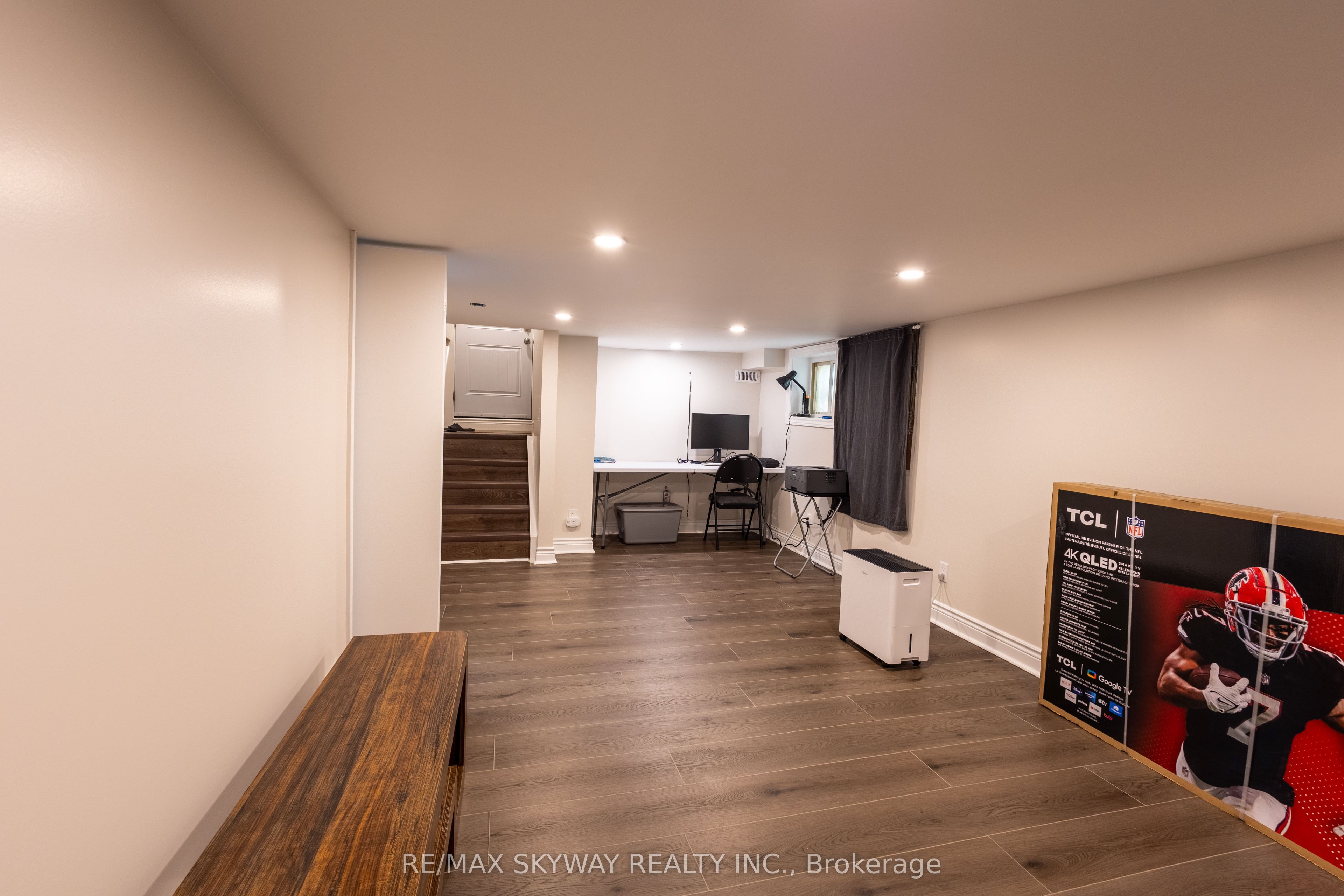 1160 Elm Avenue Property Photo 18