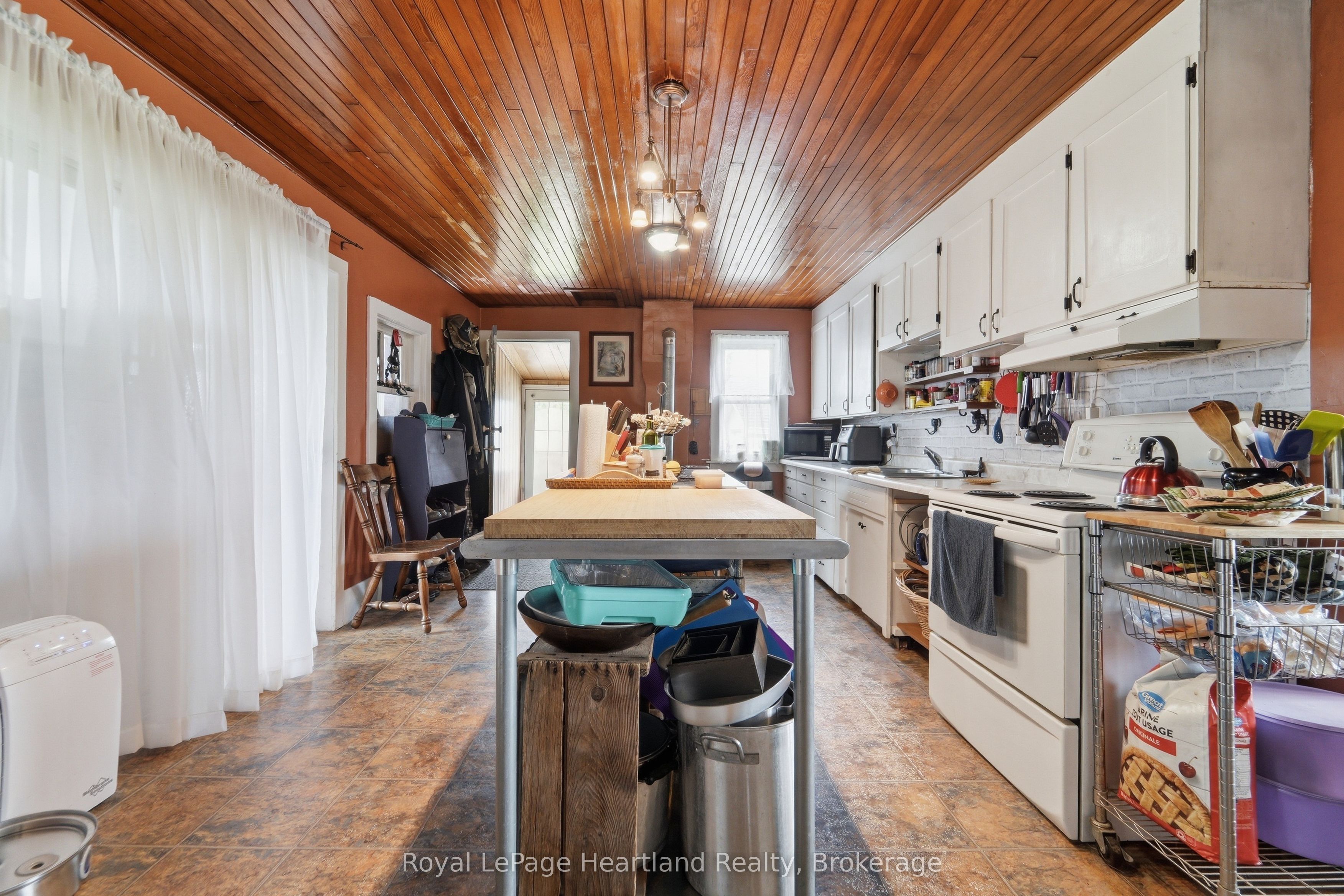 43882 Winthrop Road Property Photo 6