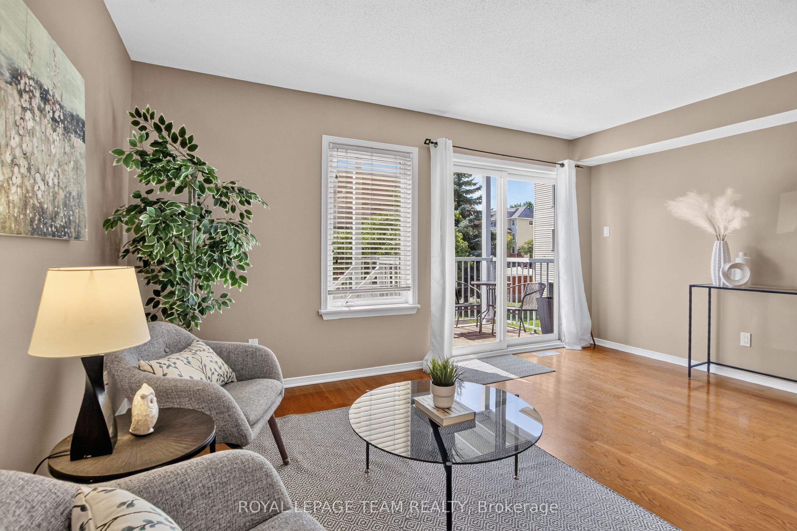 255 Deercroft Avenue 1 Property Photo 10