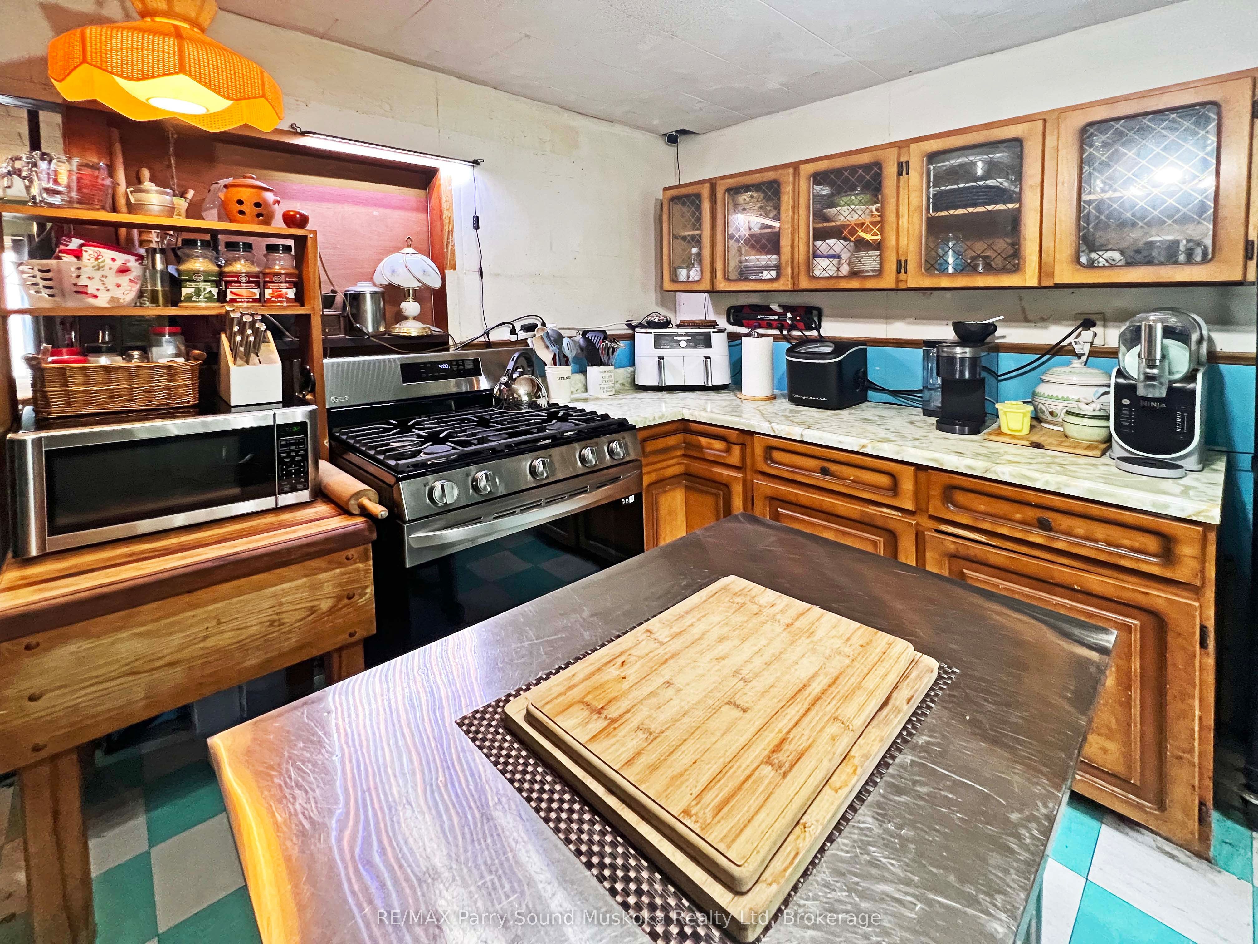 11 Adelaide Street Property Photo 13