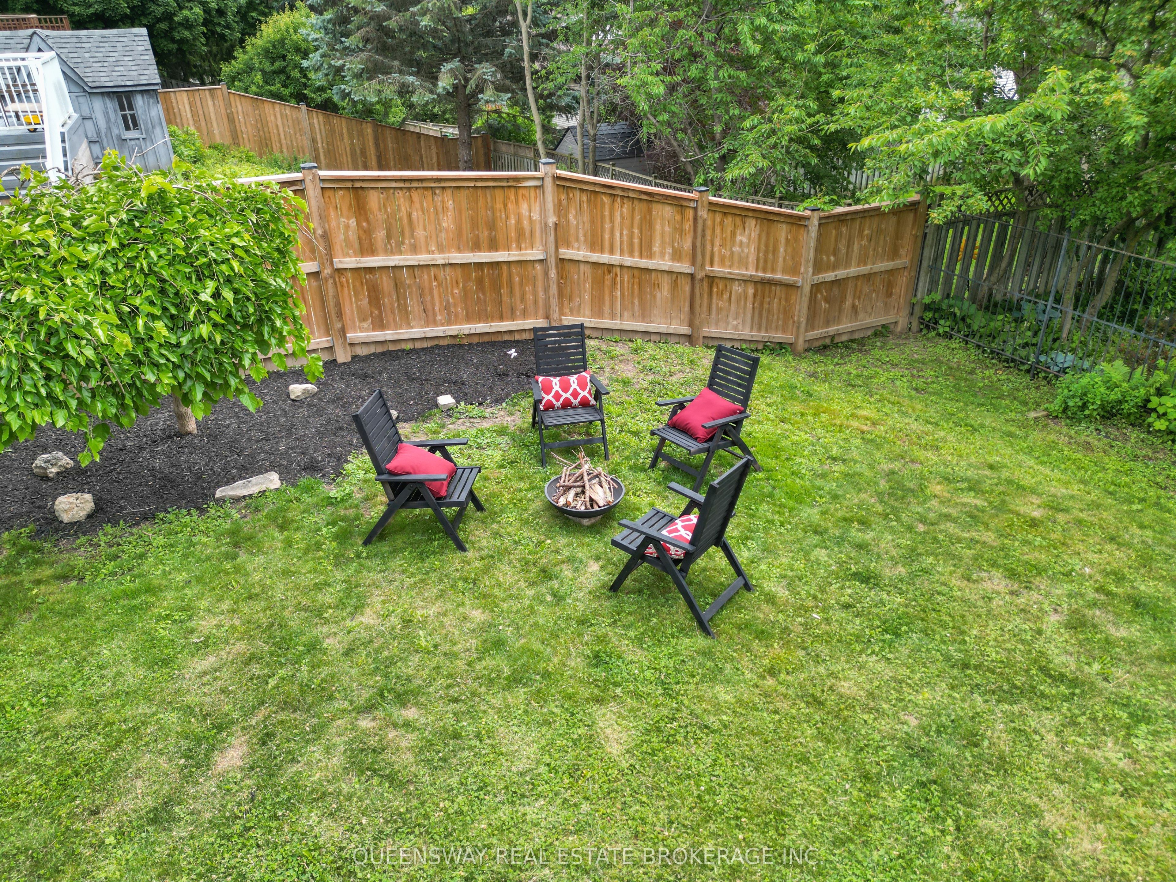 46 Greenwich Drive Property Photo 3