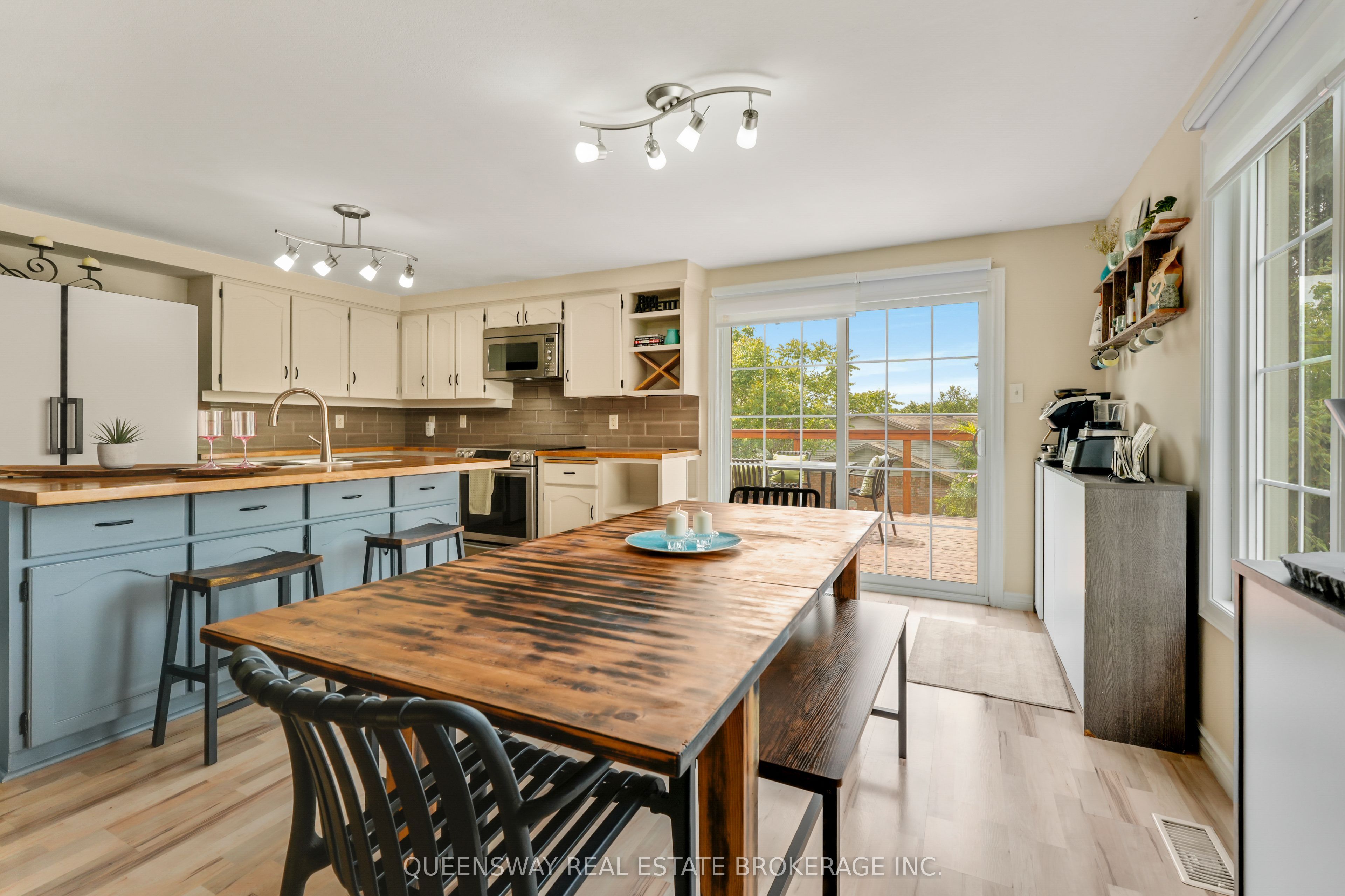 46 Greenwich Drive Property Photo 16