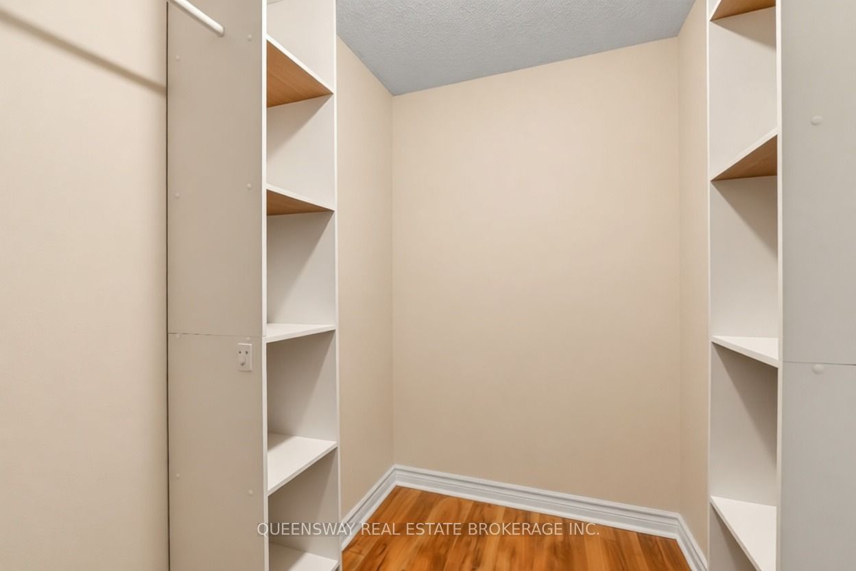 46 Greenwich Drive Property Photo 24