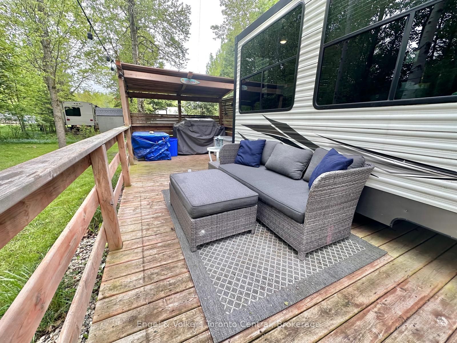 7489 Sideroad 5. E H 28 Property Photo 15