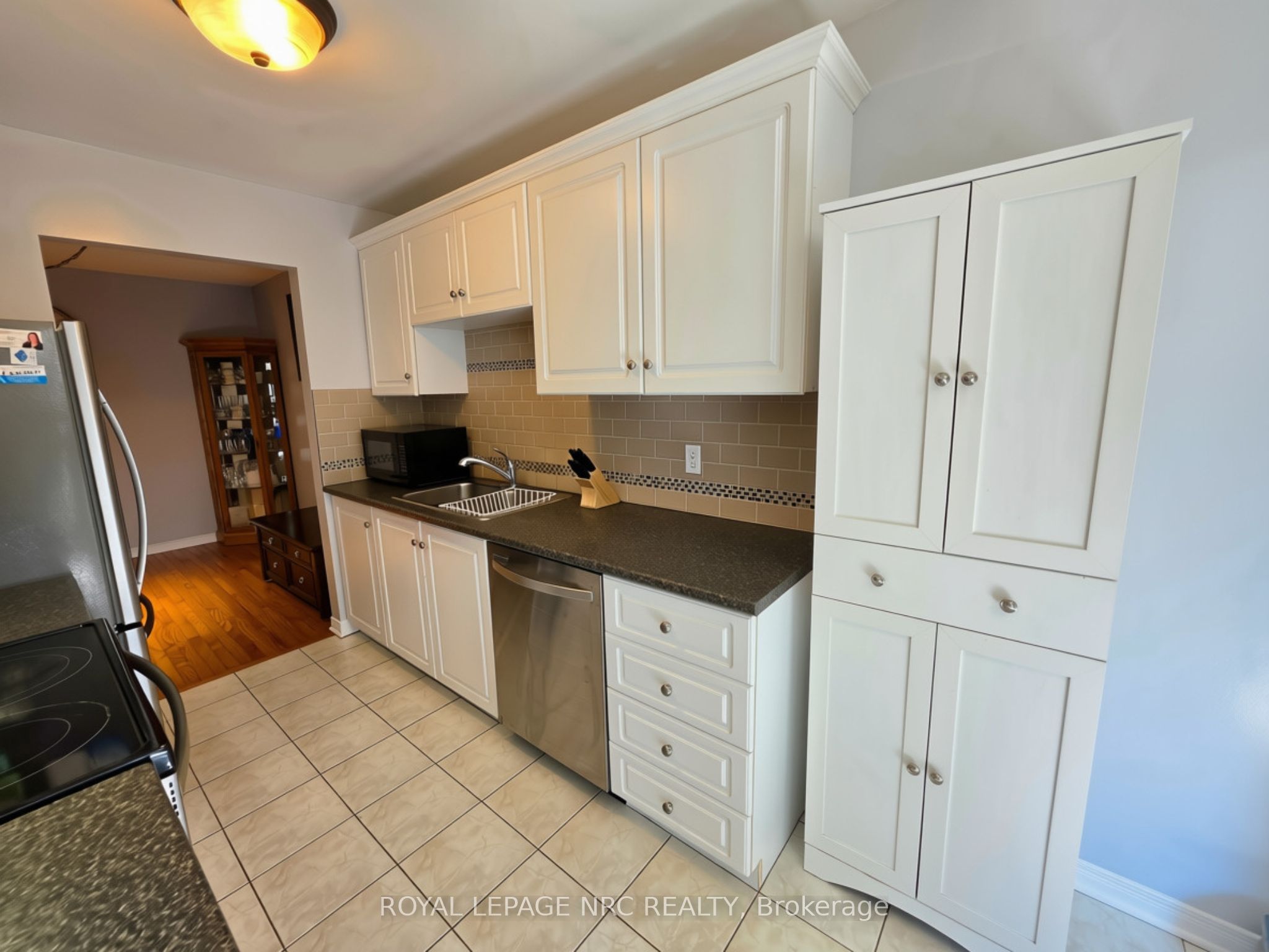 5070 Drummond Road 28 Property Photo 16