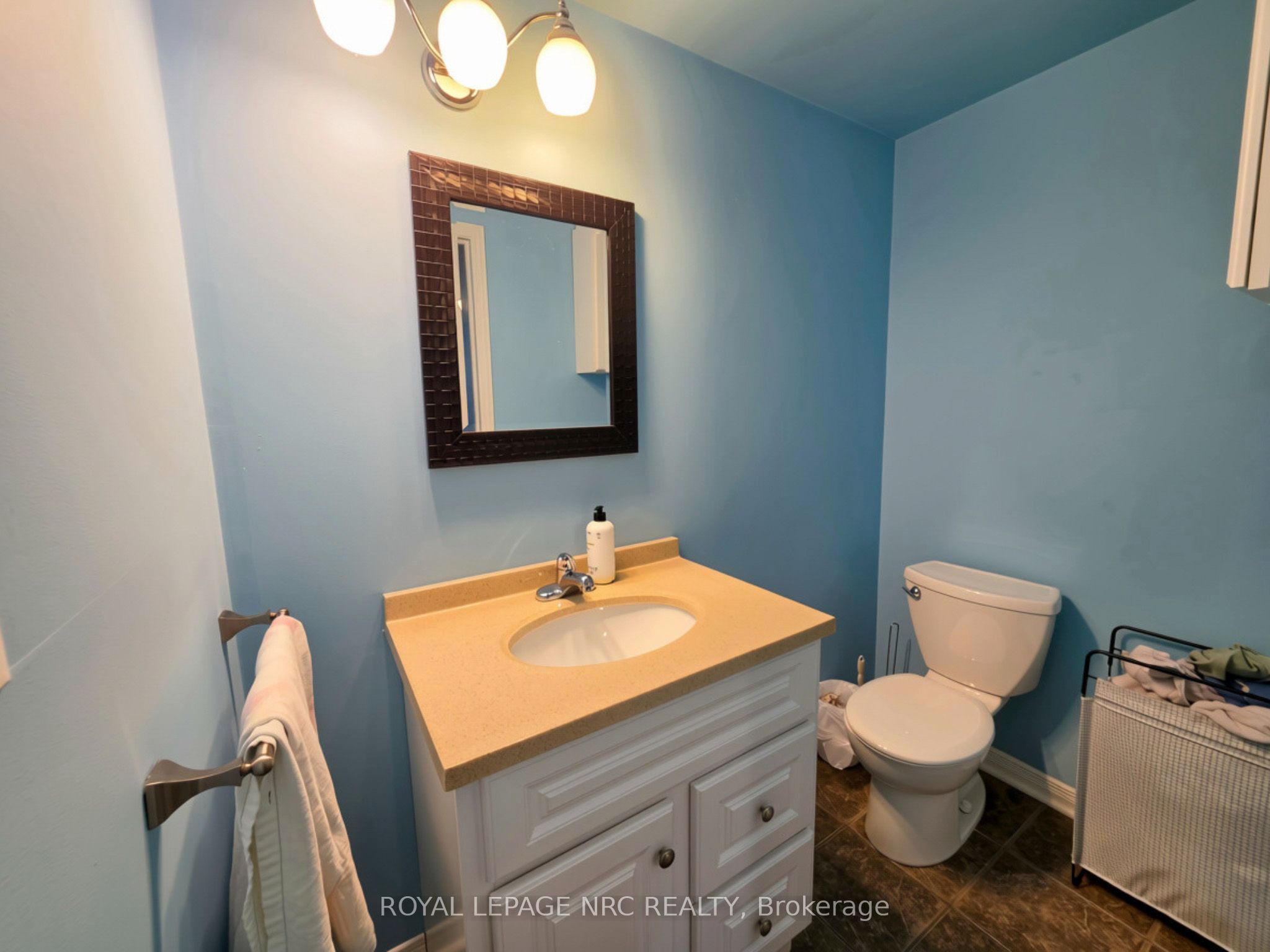 5070 Drummond Road 28 Property Photo 48