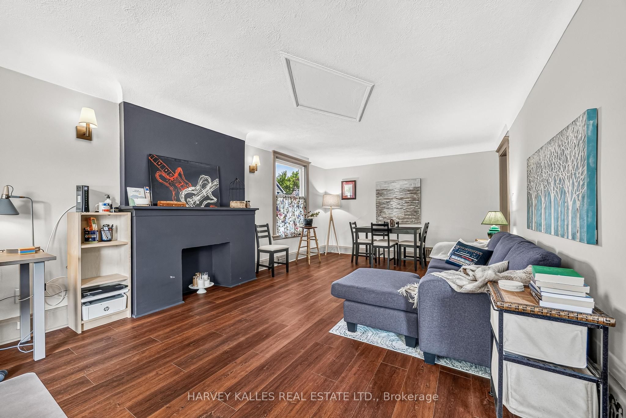 487 Dunsmure Road Property Photo 9