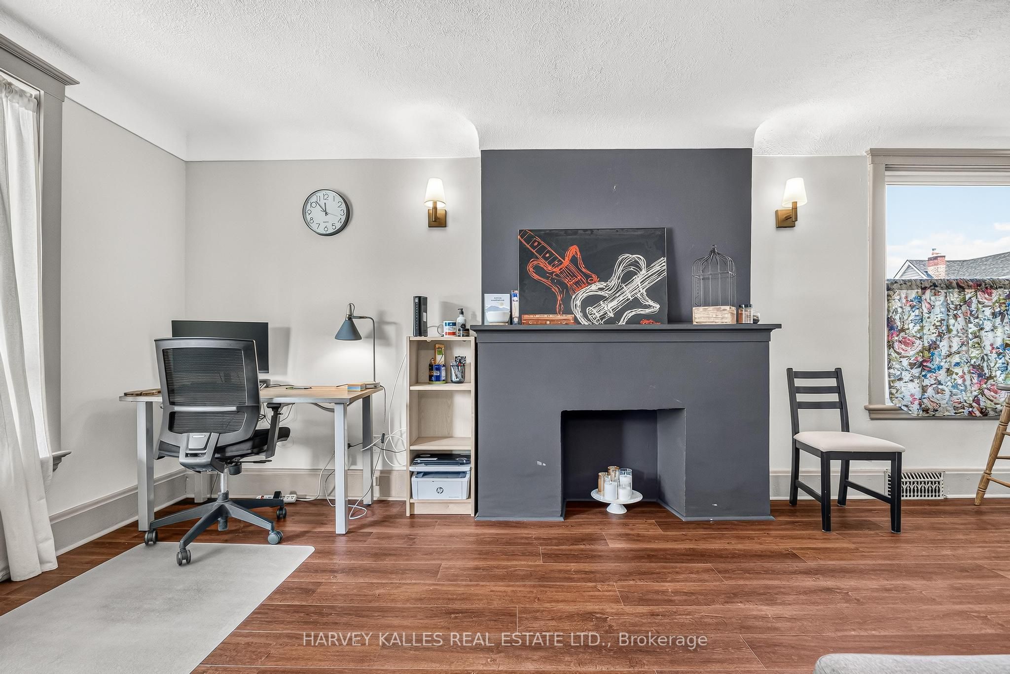 487 Dunsmure Road Property Photo 14