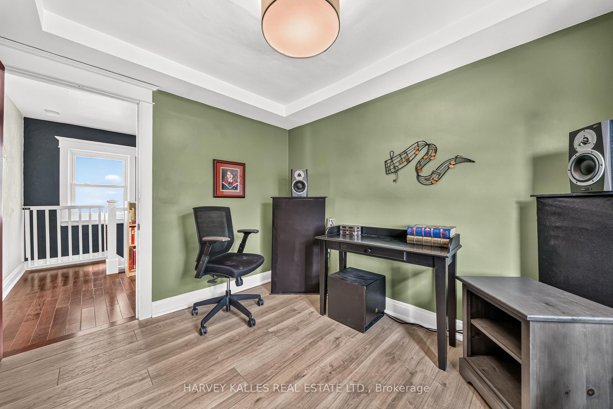 487 Dunsmure Road Property Photo 25