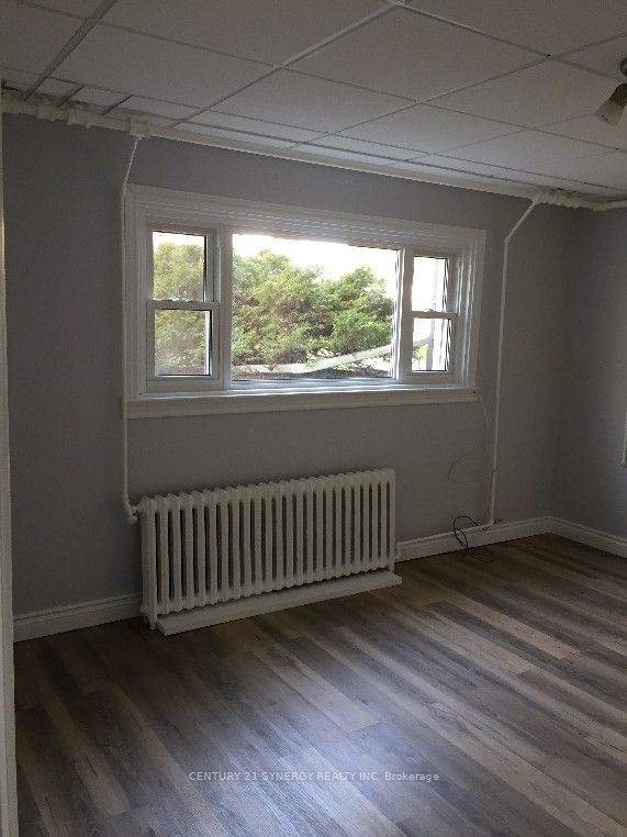 395 Pine Street E Property Photo 16