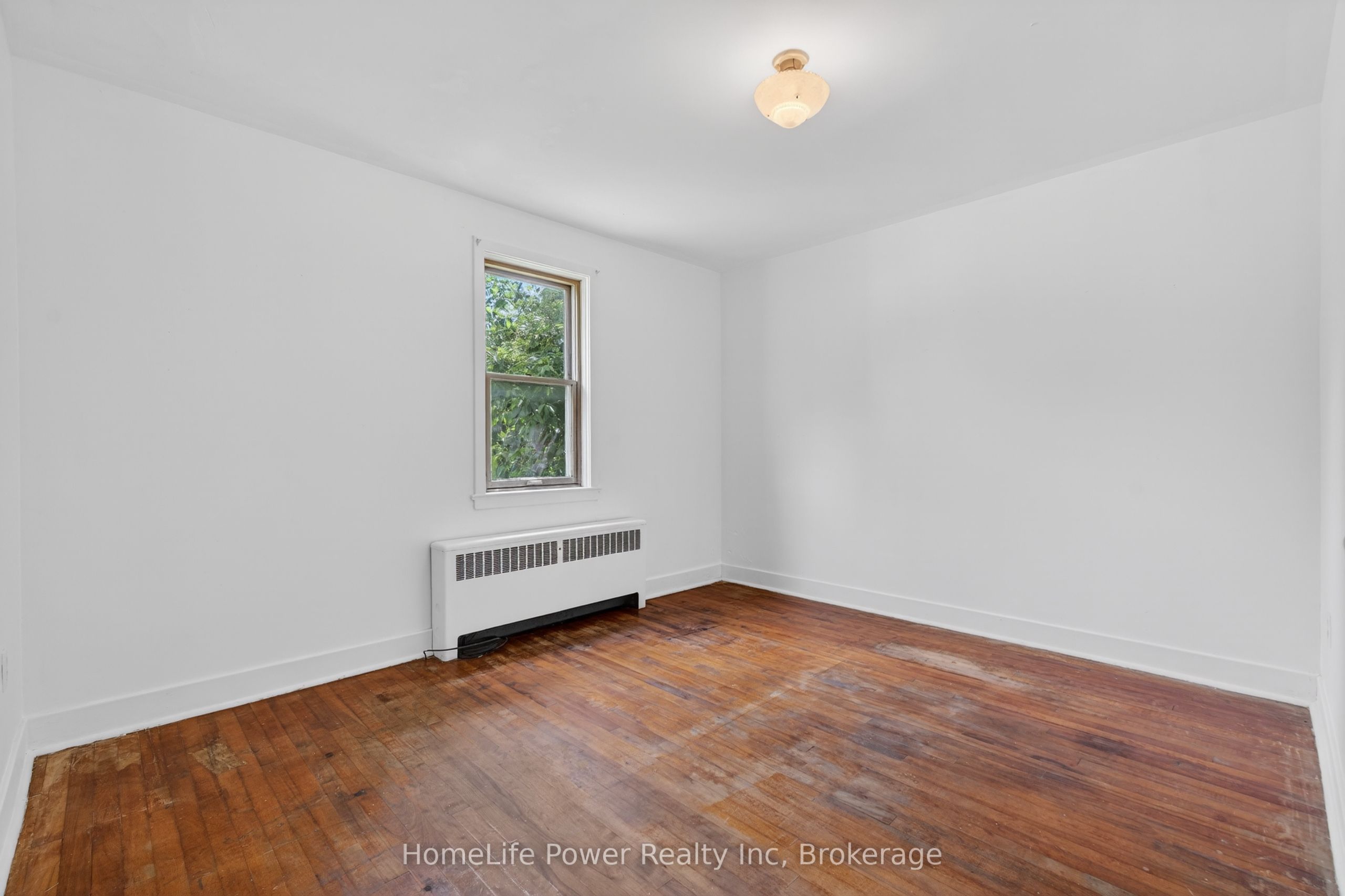 32 Dunlop Street Property Photo 31
