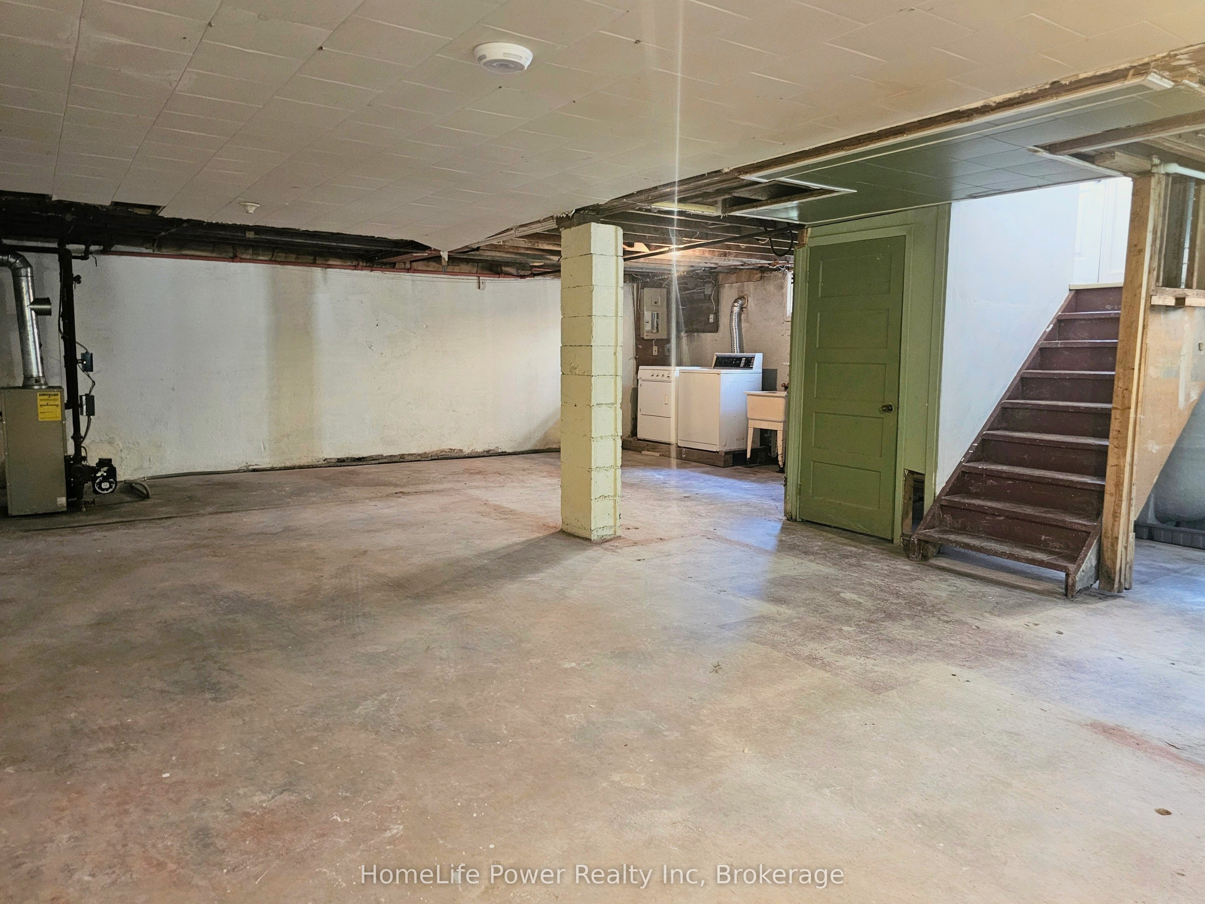 32 Dunlop Street Property Photo 34