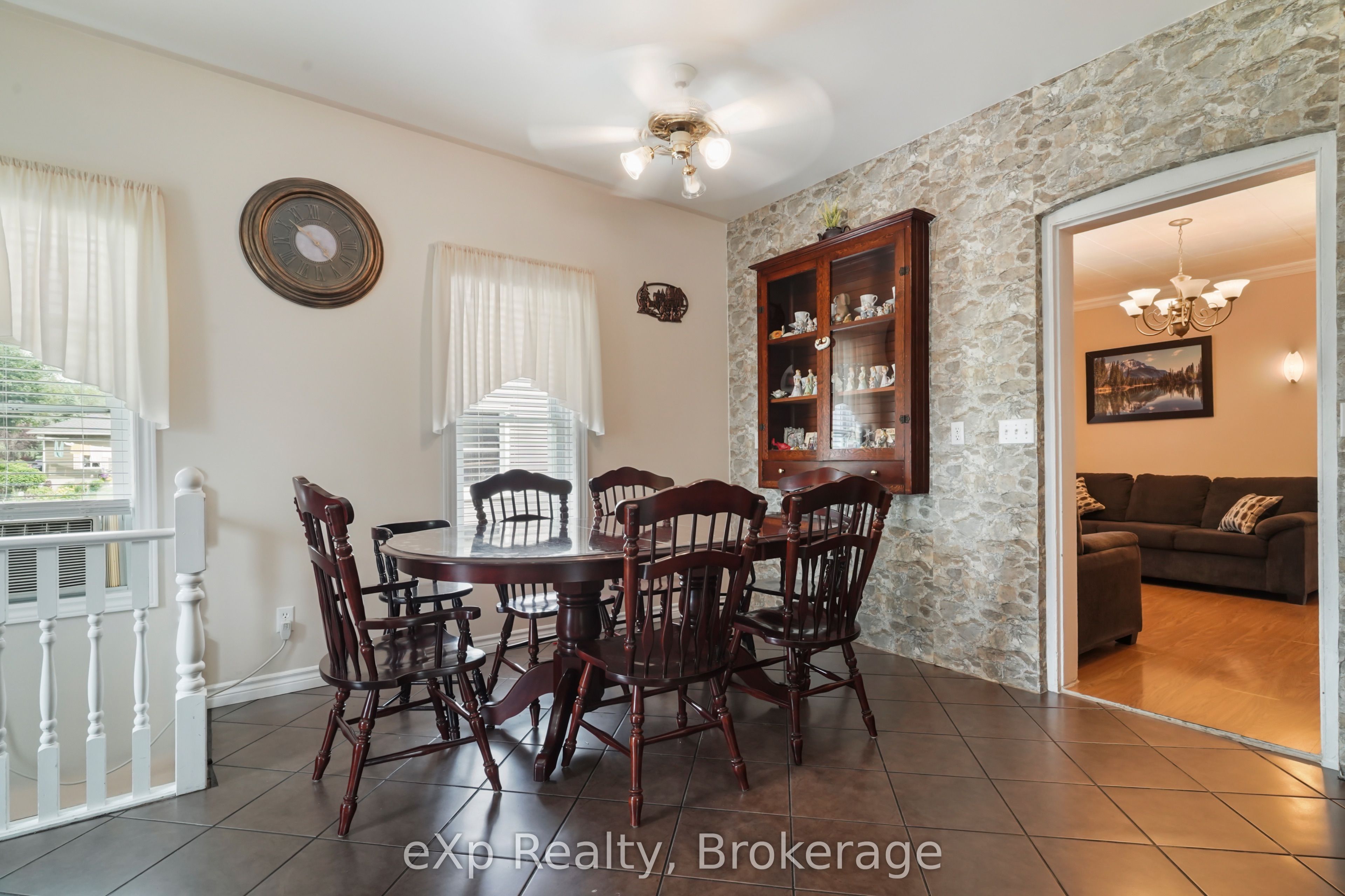 91 Charles Street Property Photo 11